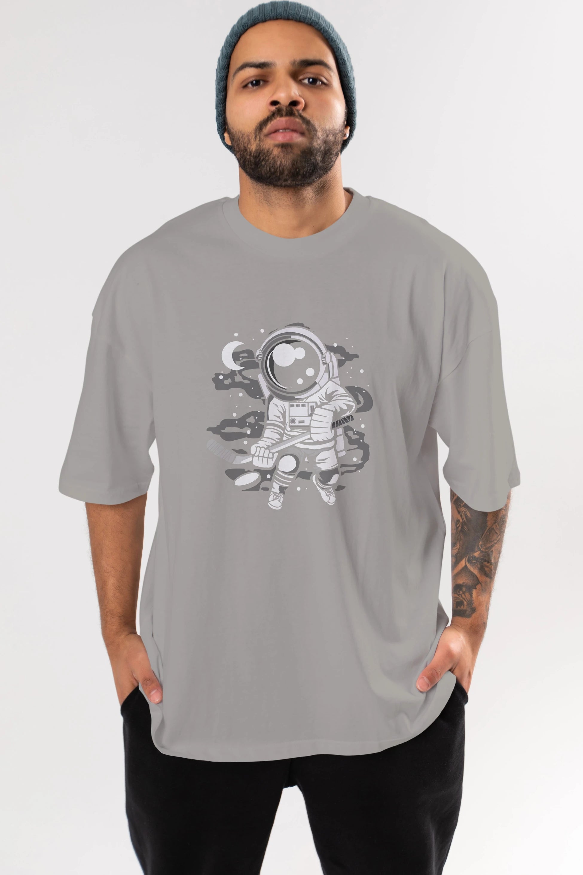 Hockey Player Astronaut Ön Baskılı Oversize t-shirt Erkek Kadın Unisex