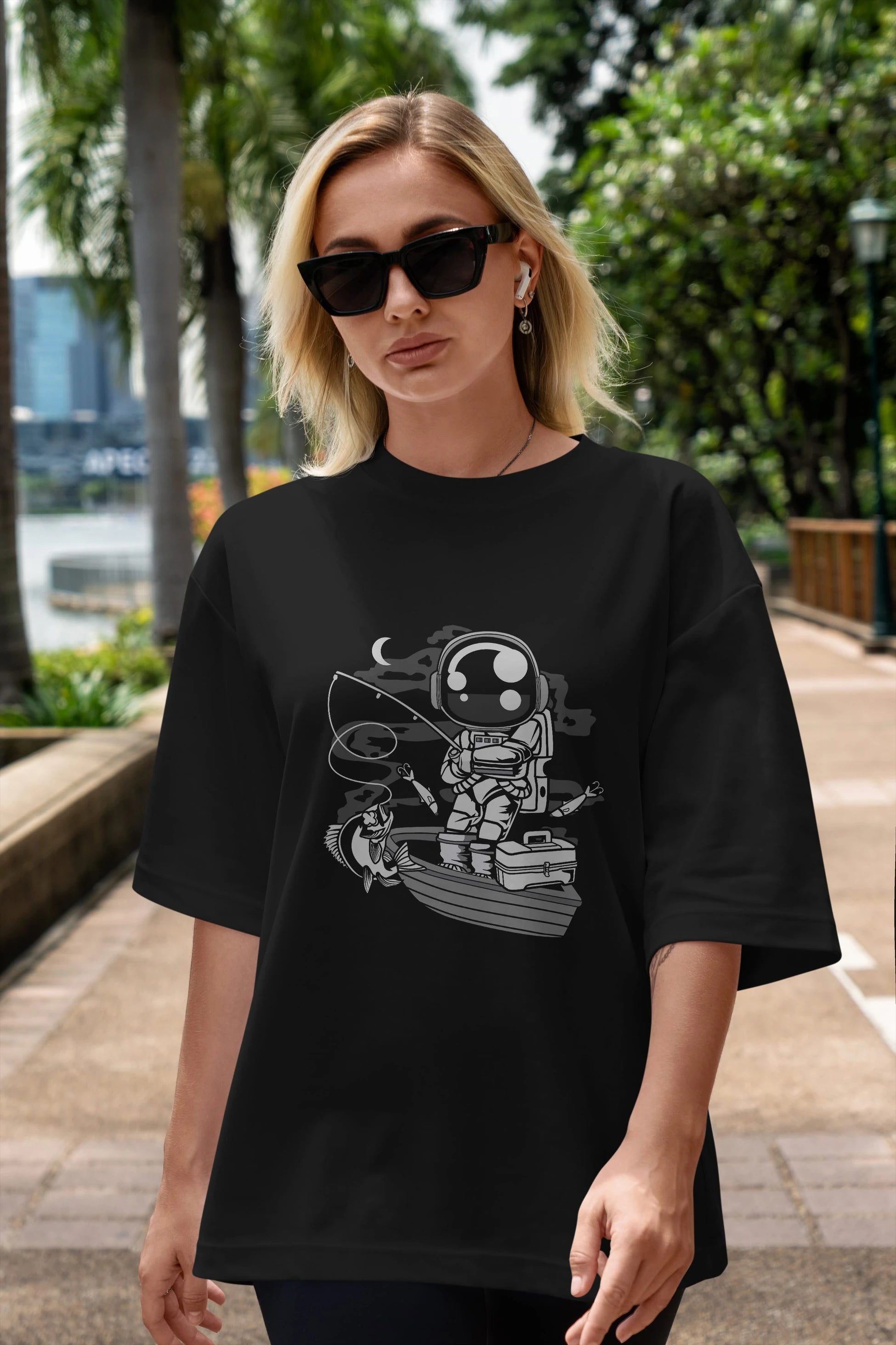 Astronaut Fisherman Ön Baskılı Oversize t-shirt Erkek Kadın Unisex