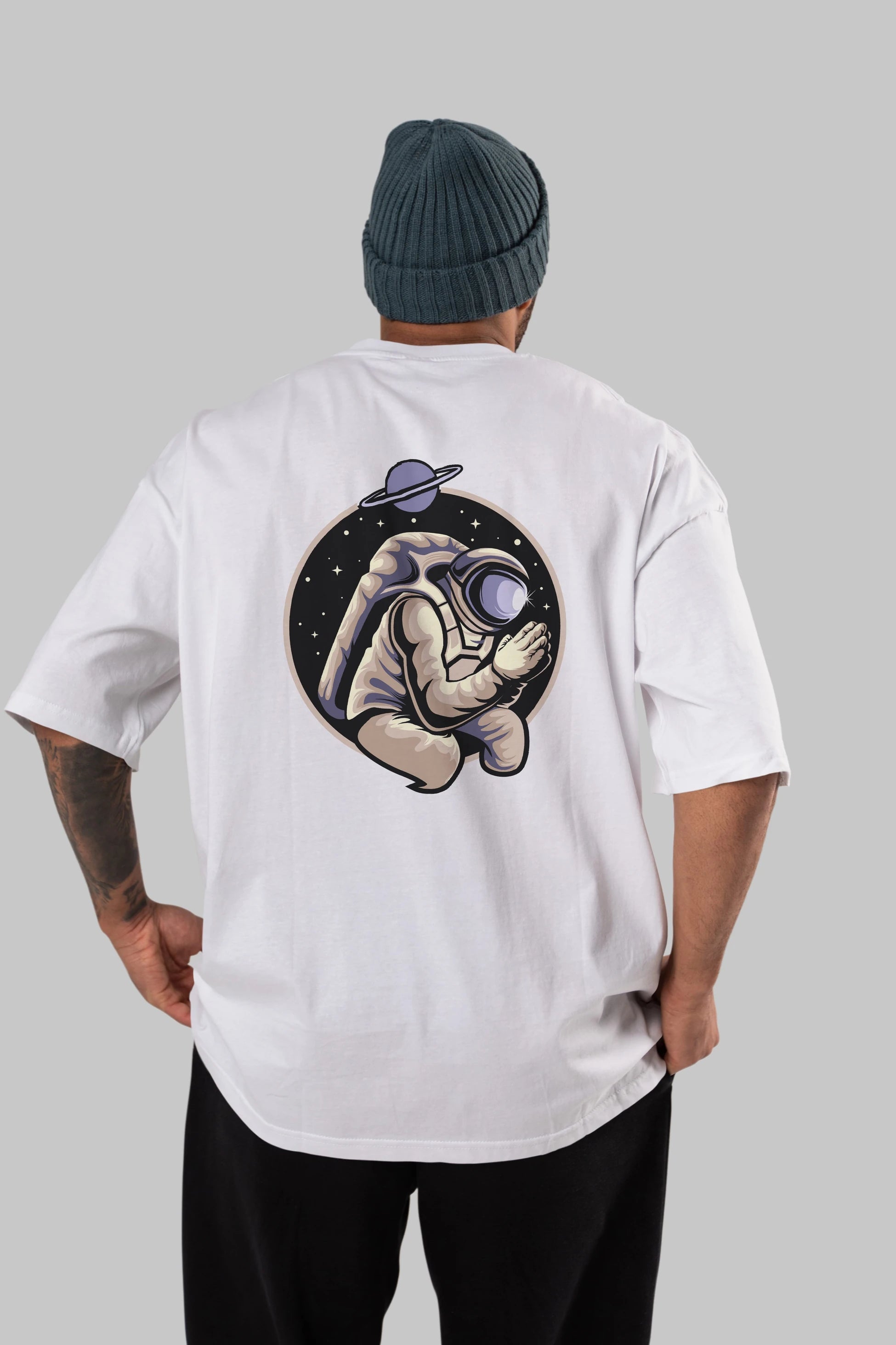 Astronaut Praying Arka Baskılı Oversize t-shirt Erkek Kadın Unisex