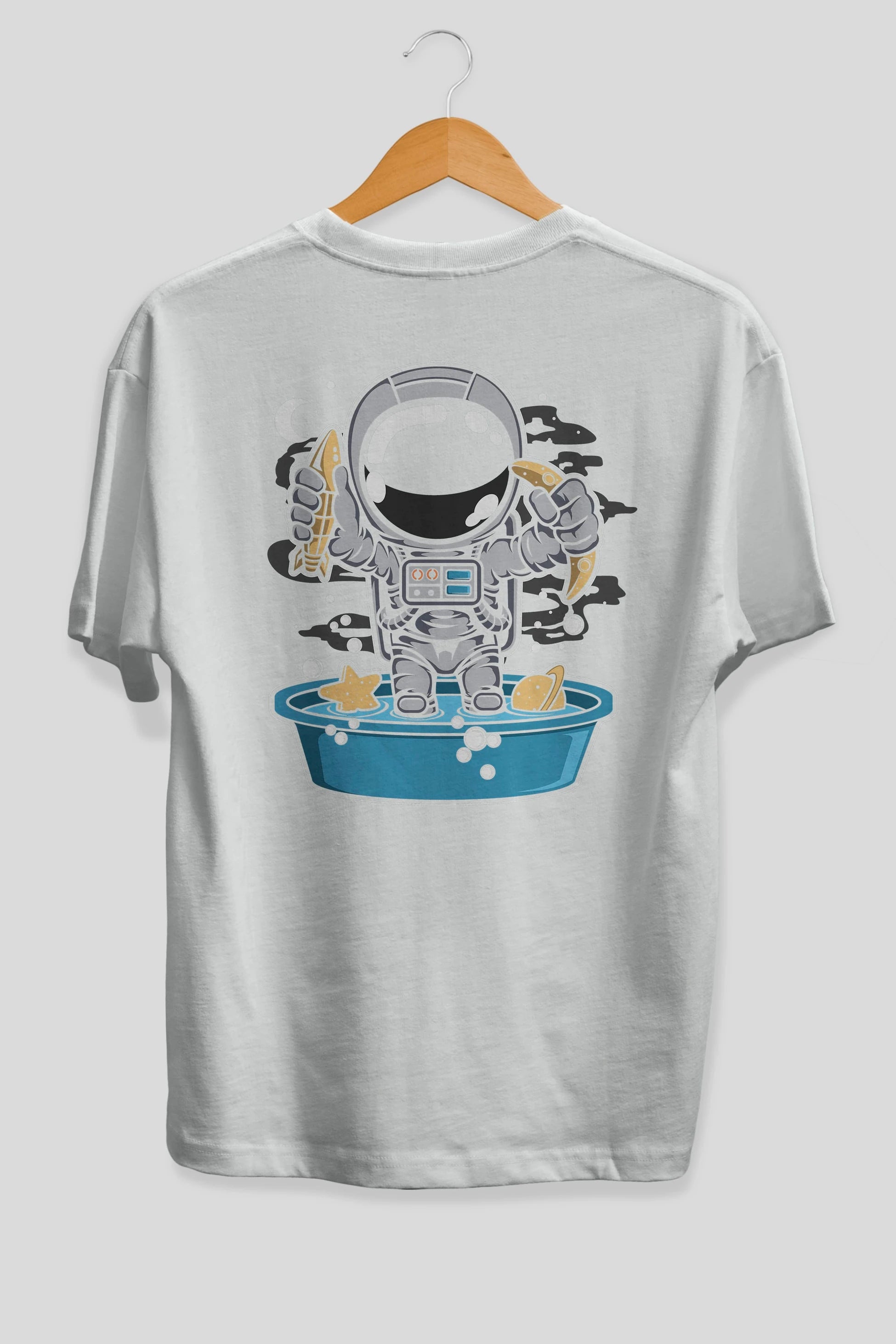 Astronaut Bath Tub Arka Baskılı Oversize t-shirt Erkek Kadın Unisex