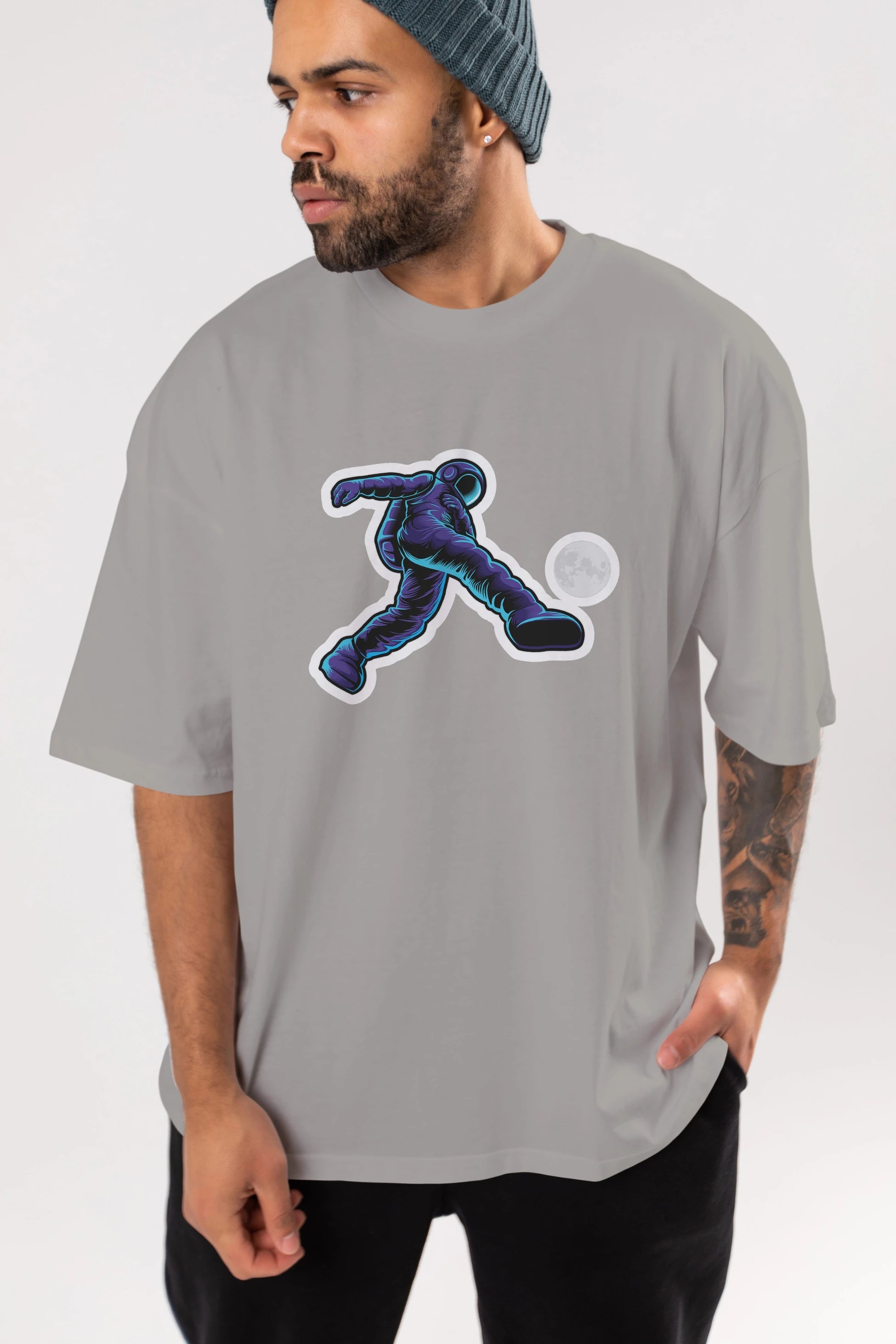 Astroball in Space Sticker Ön Baskılı Oversize t-shirt Erkek Kadın Unisex