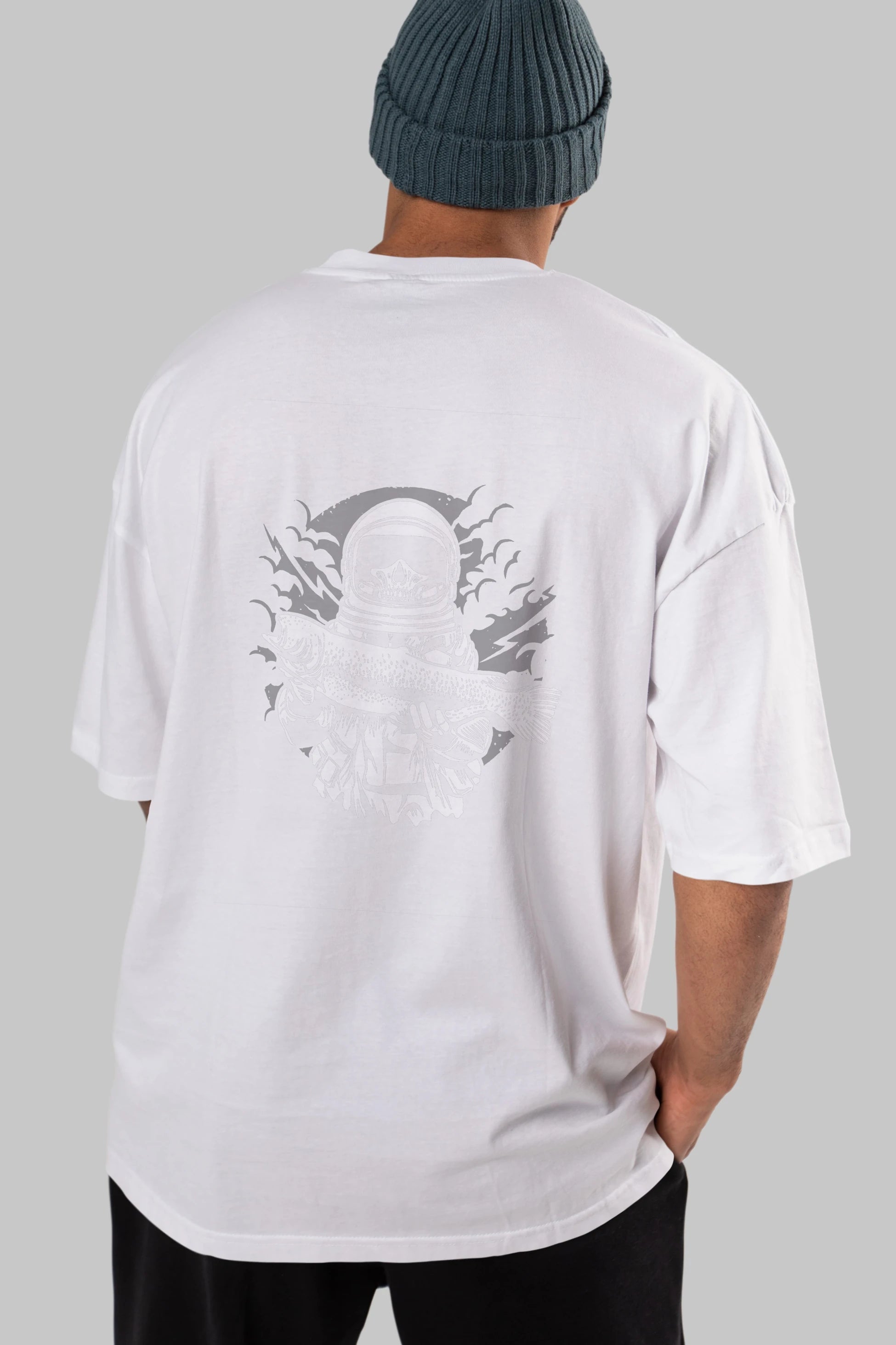 Astronaut Fishing Arka Baskılı Oversize t-shirt Erkek Kadın Unisex %100 Pamuk