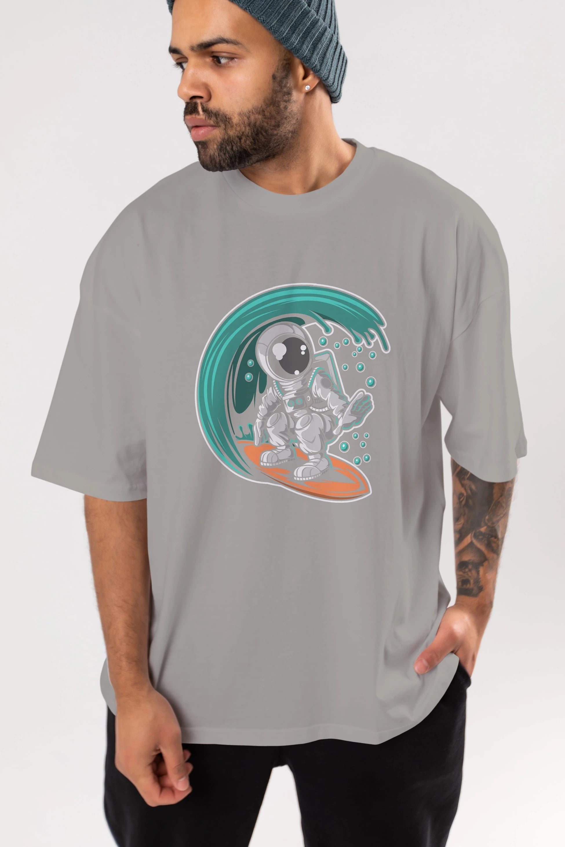 Astronaut Surfing Ön Baskılı Oversize t-shirt Erkek Kadın Unisex