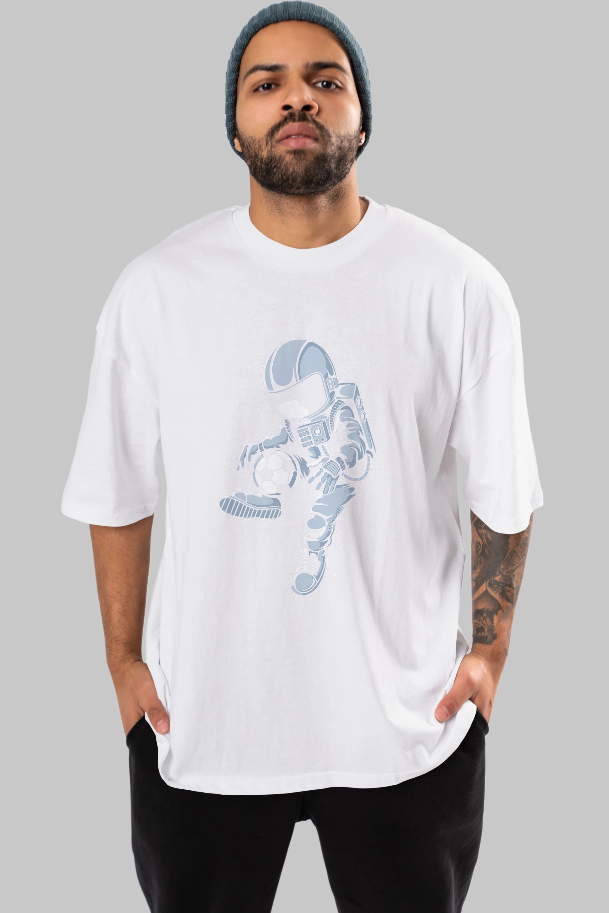 Astronaut Soccer Player Ön Baskılı Oversize t-shirt Erkek Kadın Unisex
