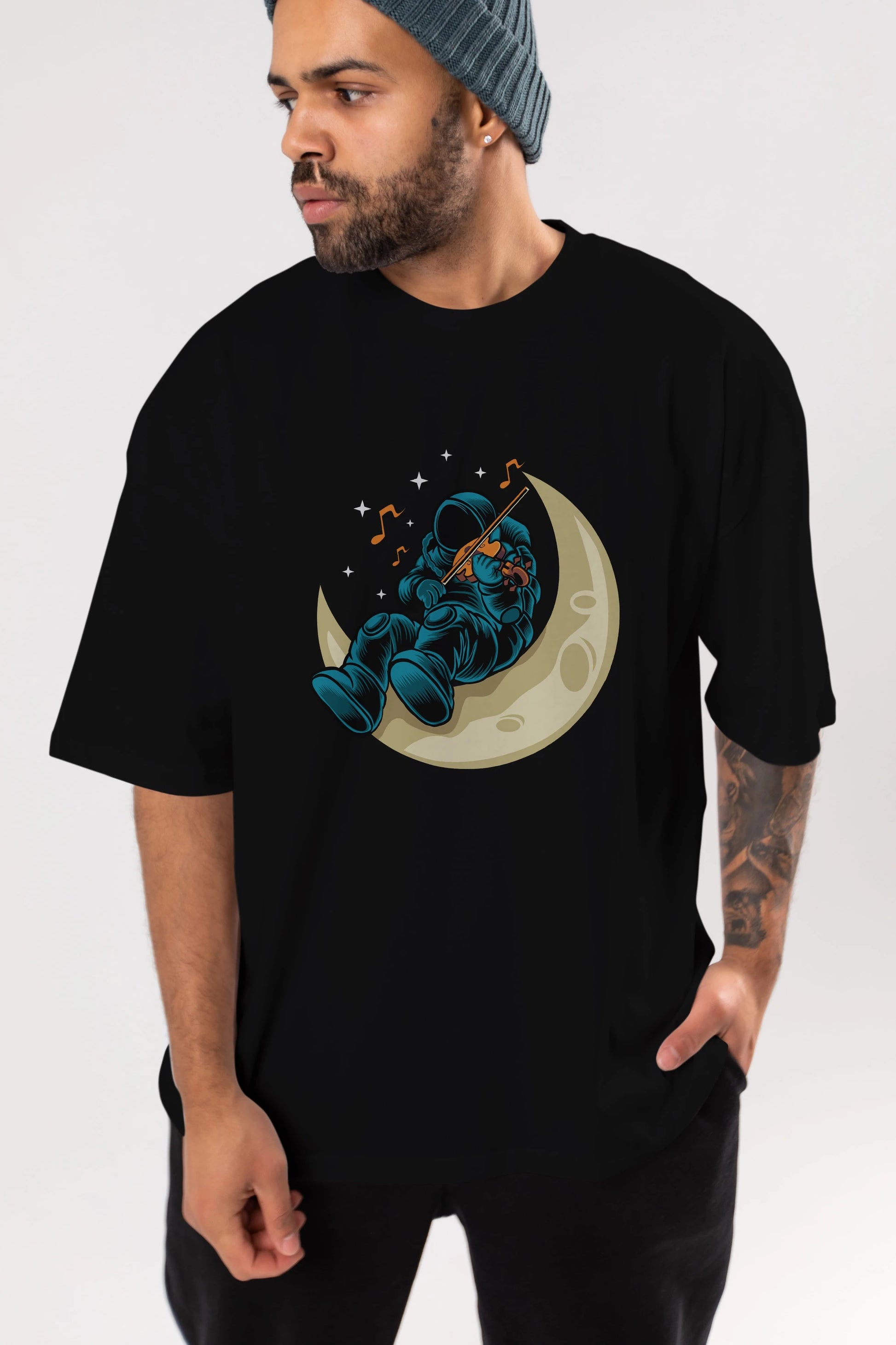 Playing Vionist in Space Ön Baskılı Oversize t-shirt Erkek Kadın Unisex