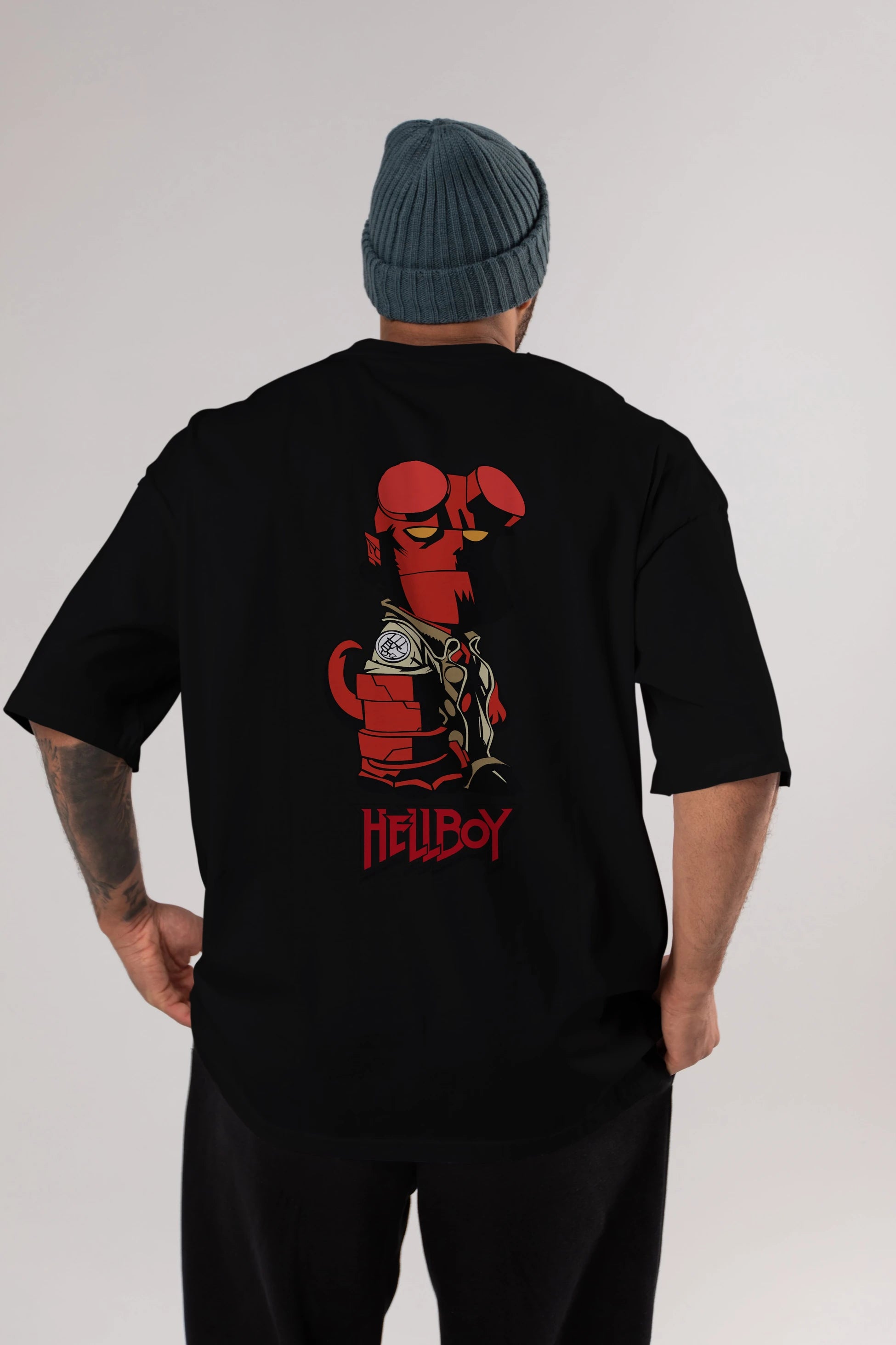 Hellboy (1) Arka Baskılı Oversize t-shirt Erkek Kadın Unisex %100 Pamuk Bisiklet Yaka tişort
