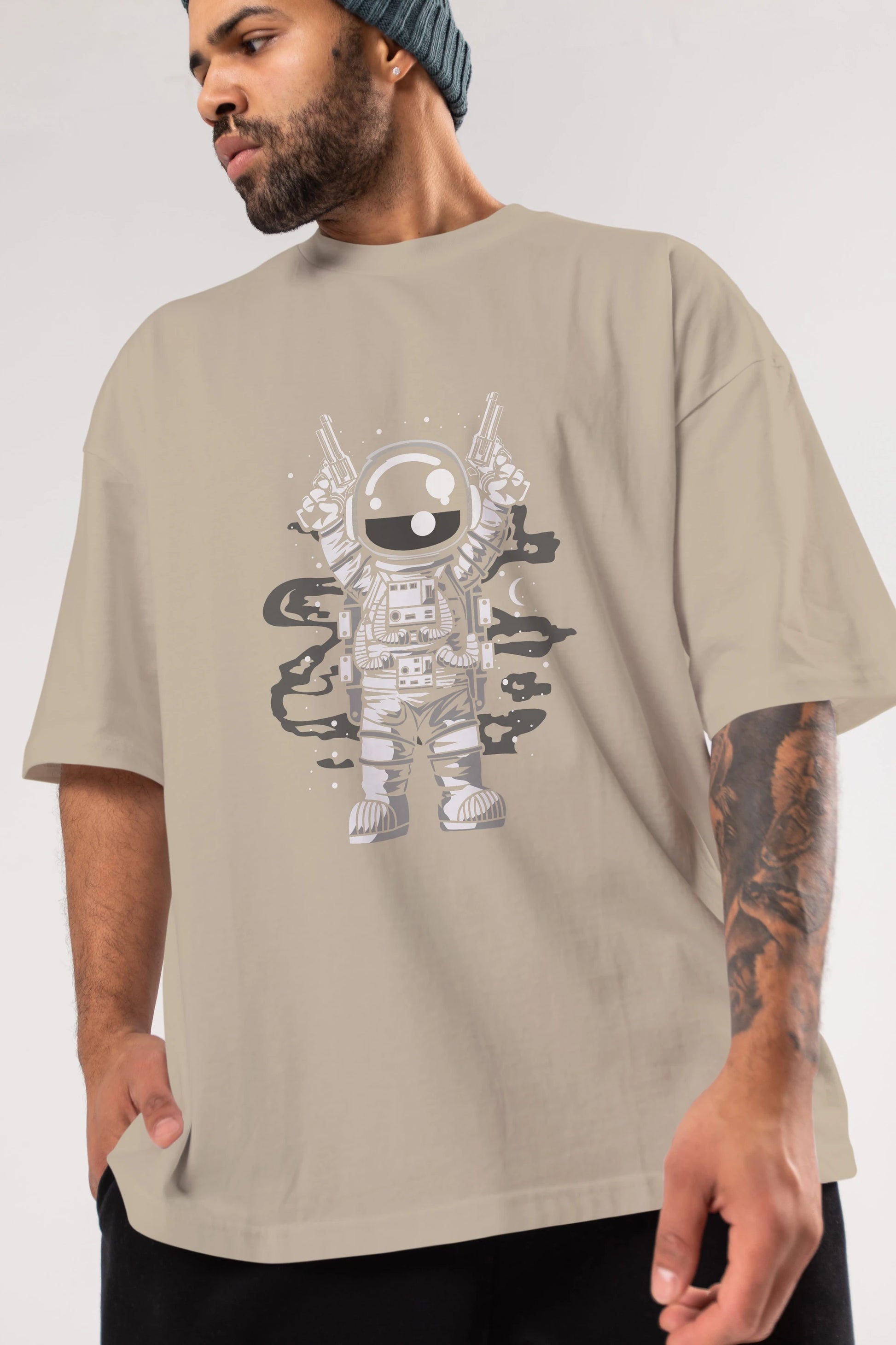 Astronaut Gun Ön Baskılı Oversize t-shirt Erkek Kadın Unisex