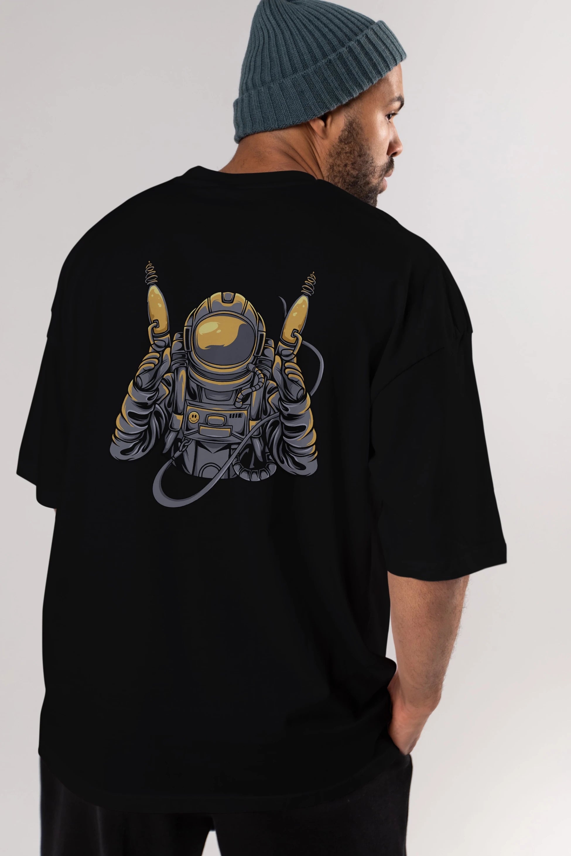 Alien Hunter Arka Baskılı Oversize t-shirt Erkek Kadın Unisex