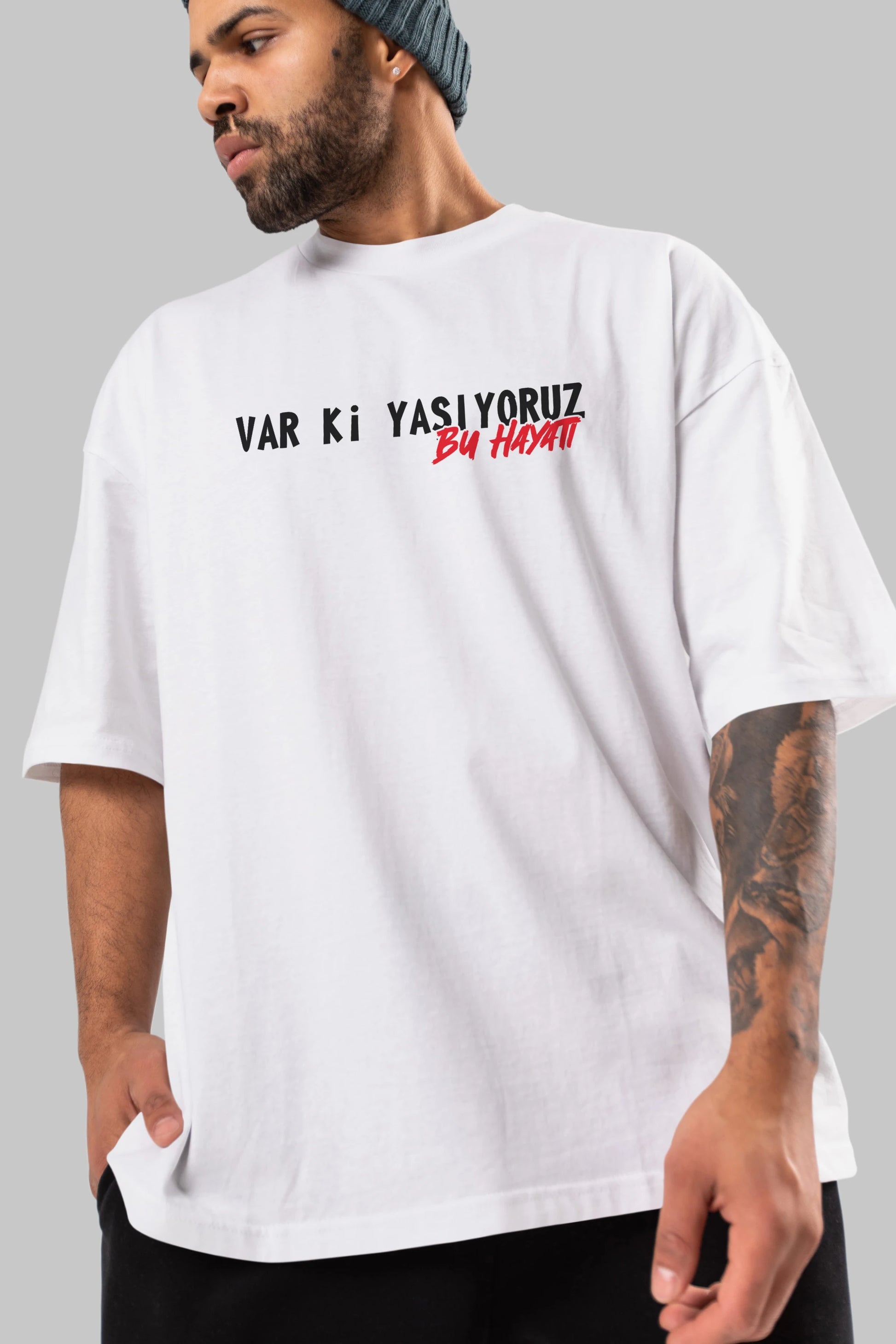 Var Ki Yaşıyoruz Bu Hayatı Ön Baskılı Oversize t-shirt %100 pamuk Erkek Kadın Unisex