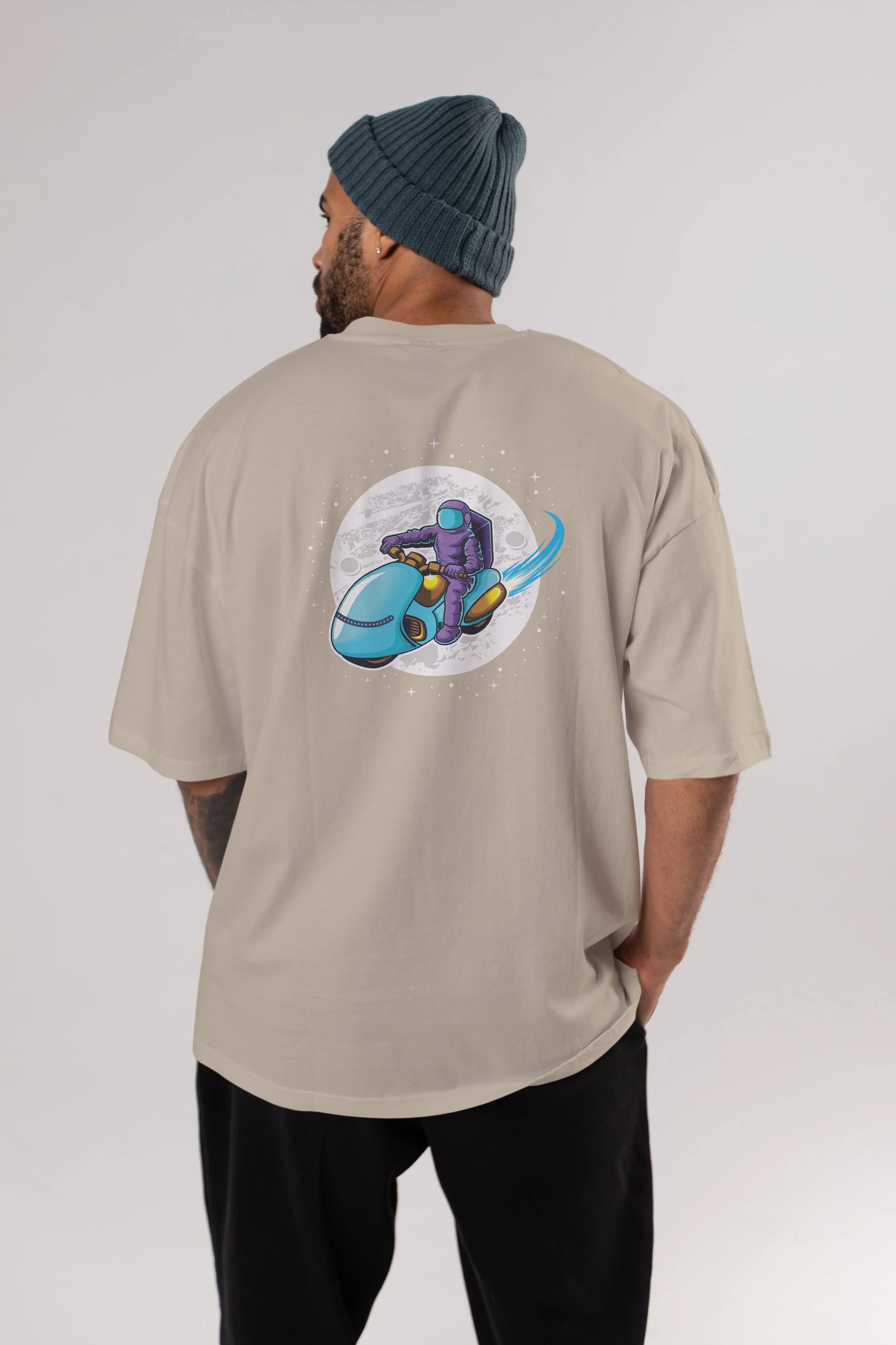 Astrorider in Space Arka Baskılı Oversize t-shirt Erkek Kadın Unisex