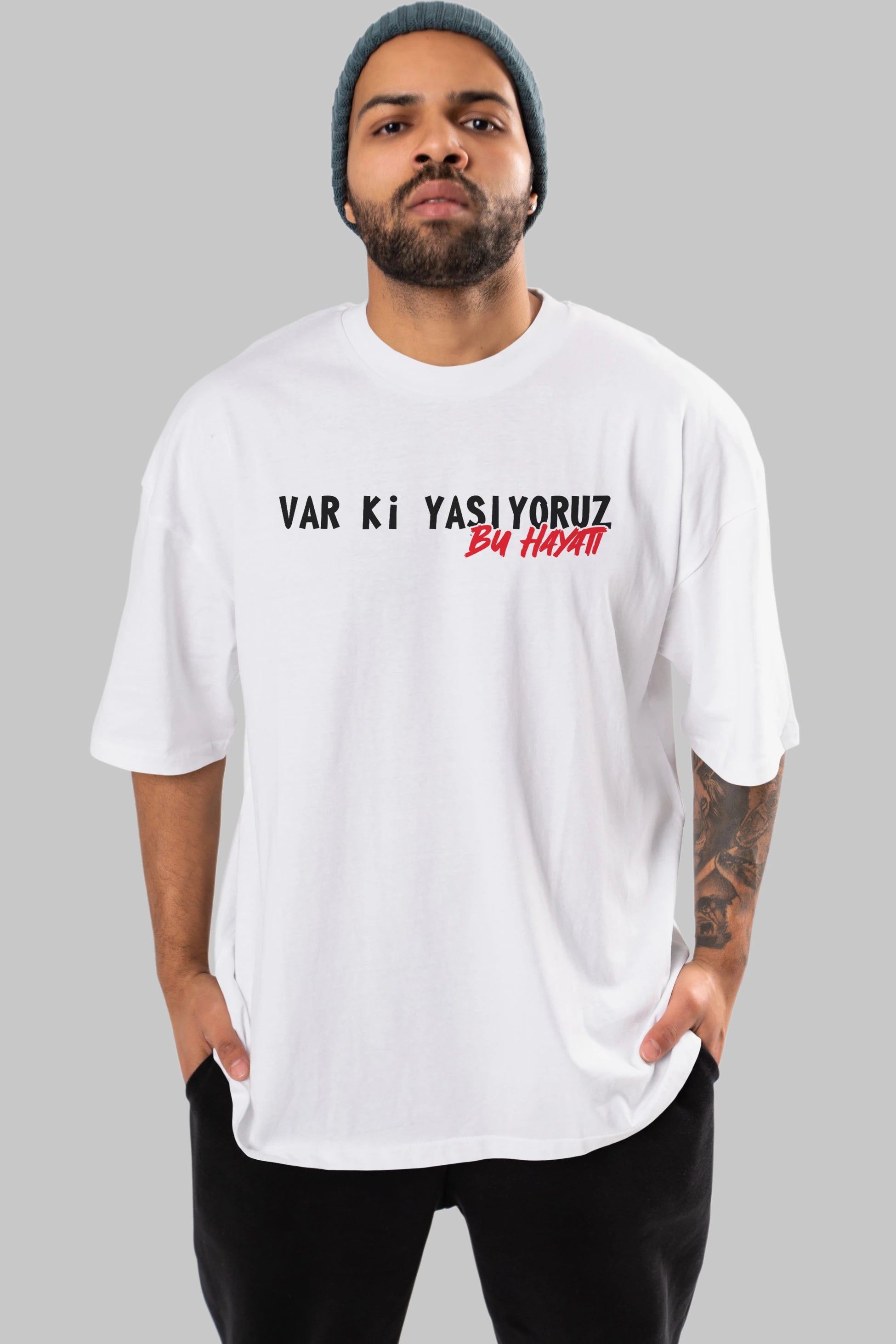 Var Ki Yaşıyoruz Bu Hayatı Ön Baskılı Oversize t-shirt %100 pamuk Erkek Kadın Unisex