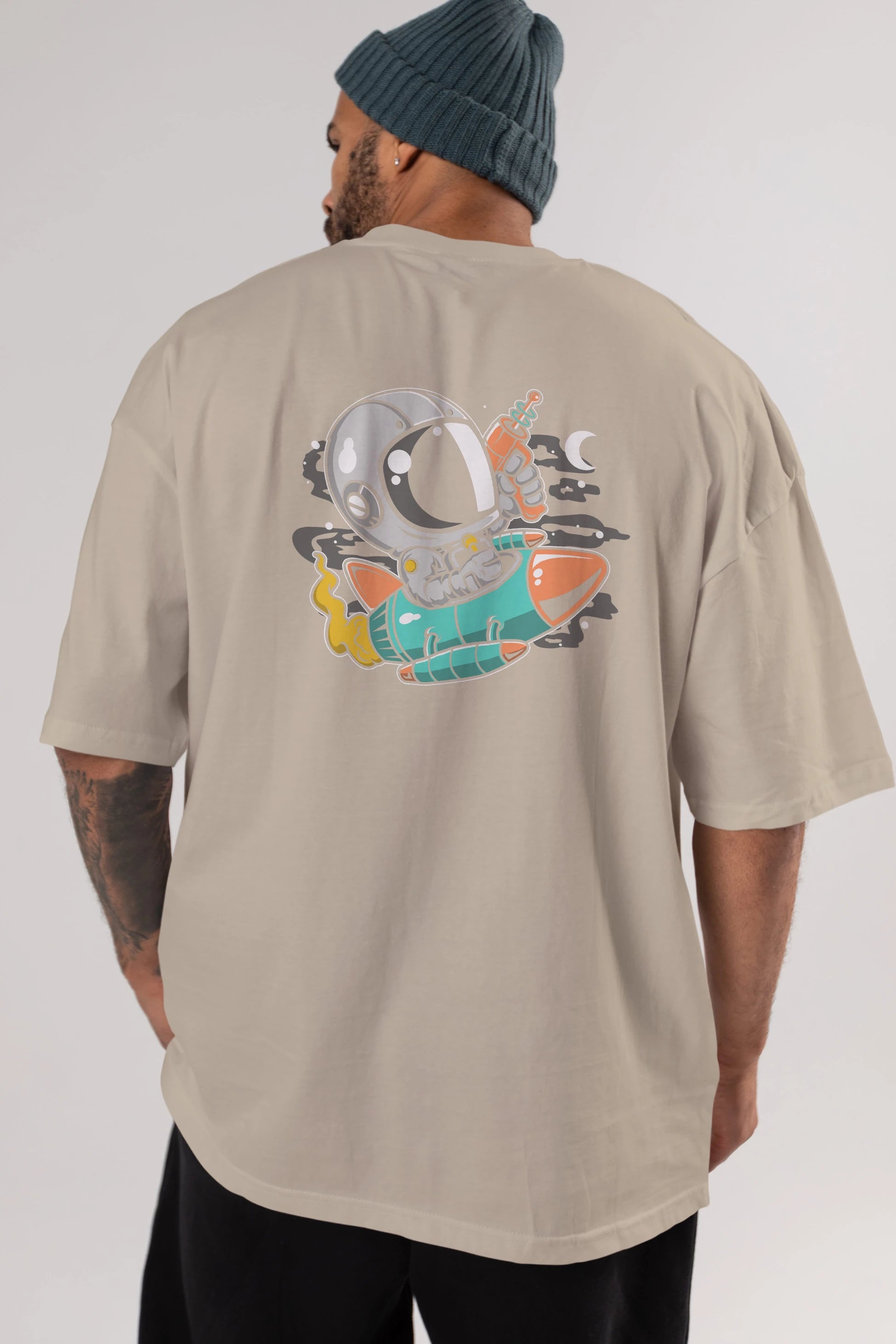 Astronaut Riding Rocket Arka Baskılı Oversize t-shirt Erkek Kadın Unisex