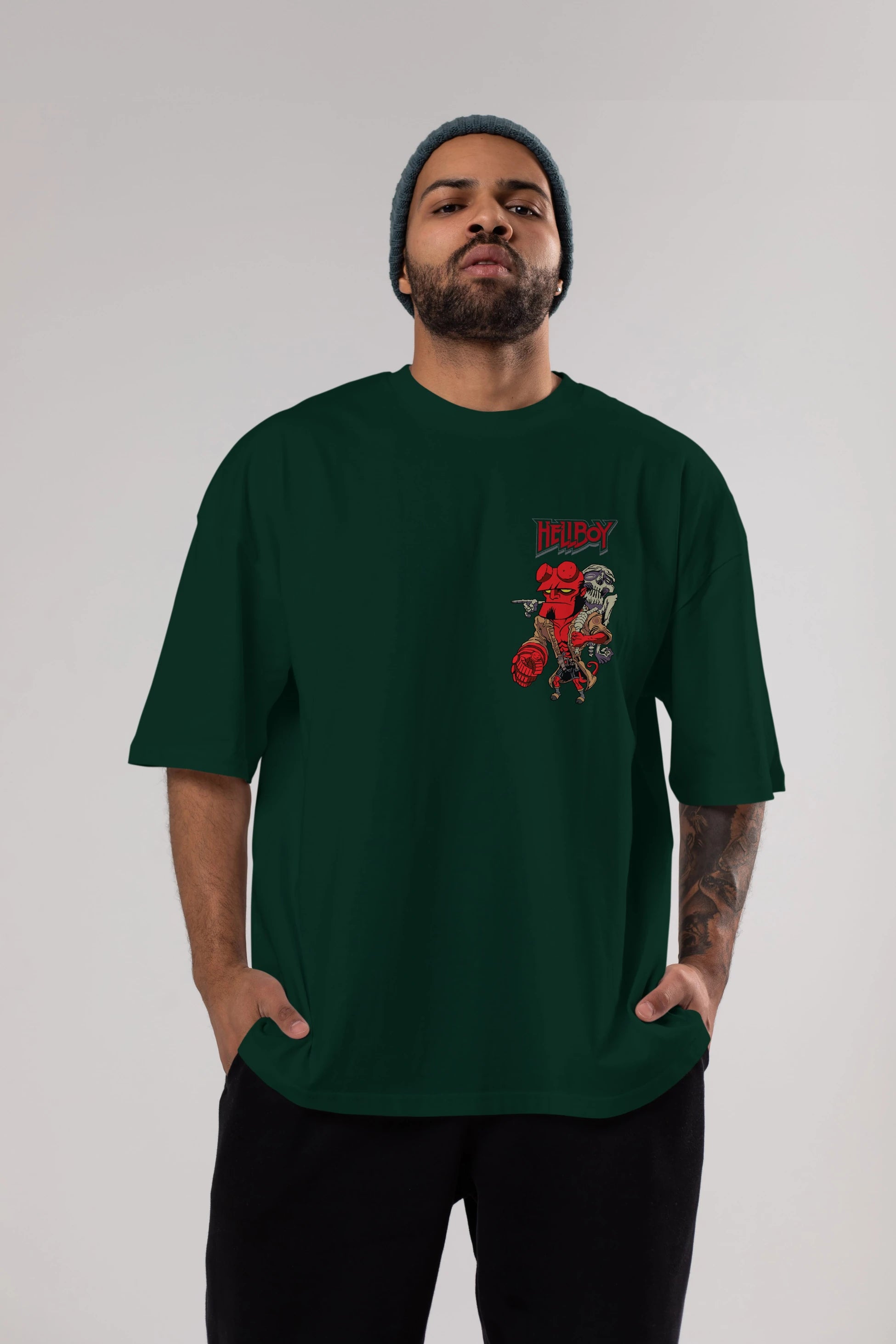 Hellboy (2) Ön Sol Baskılı Oversize t-shirt Erkek Kadın Unisex %100 Pamuk Bisiklet Yaka tişort