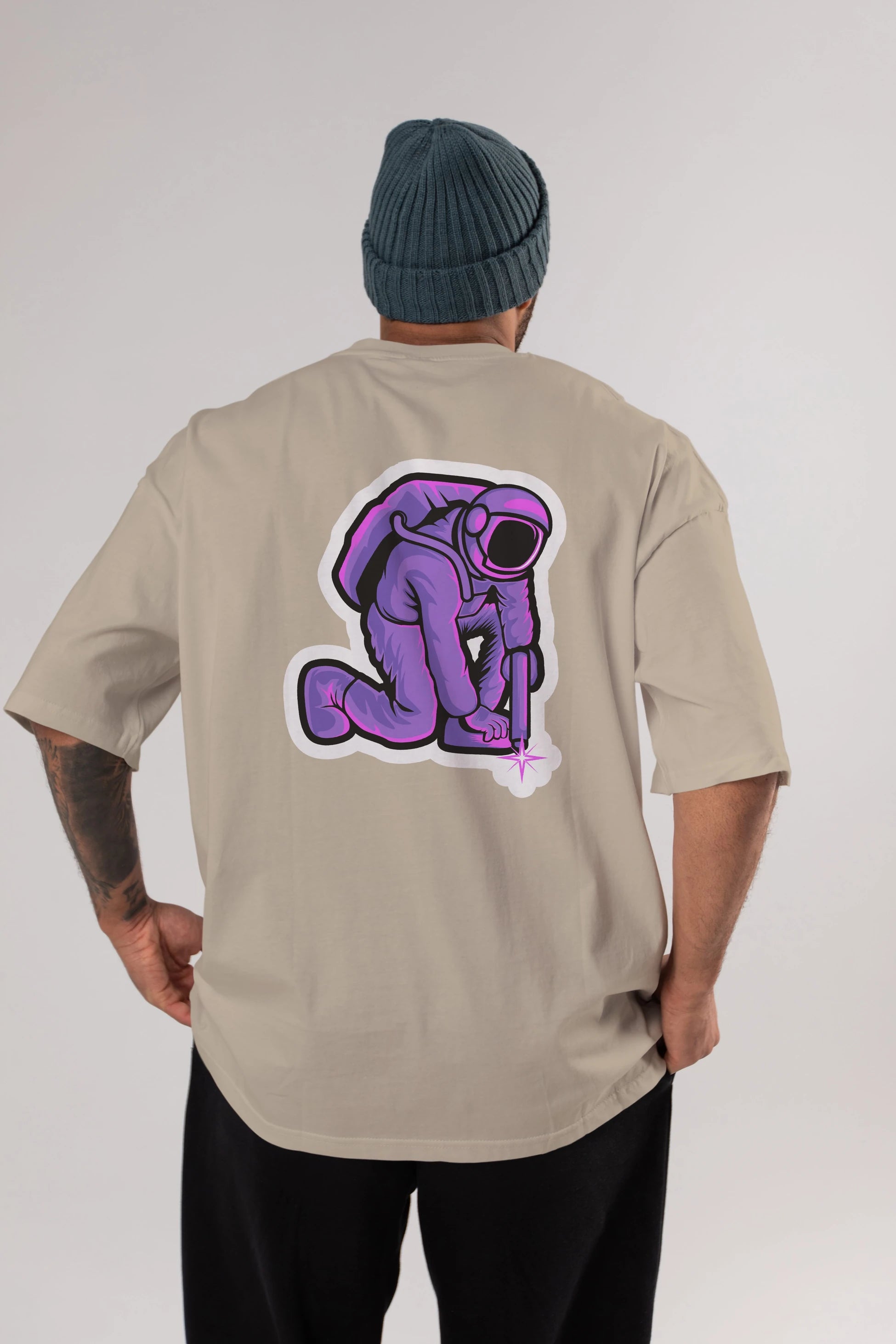 Welding in Space Sticker Arka Baskılı Oversize t-shirt Erkek Kadın Unisex
