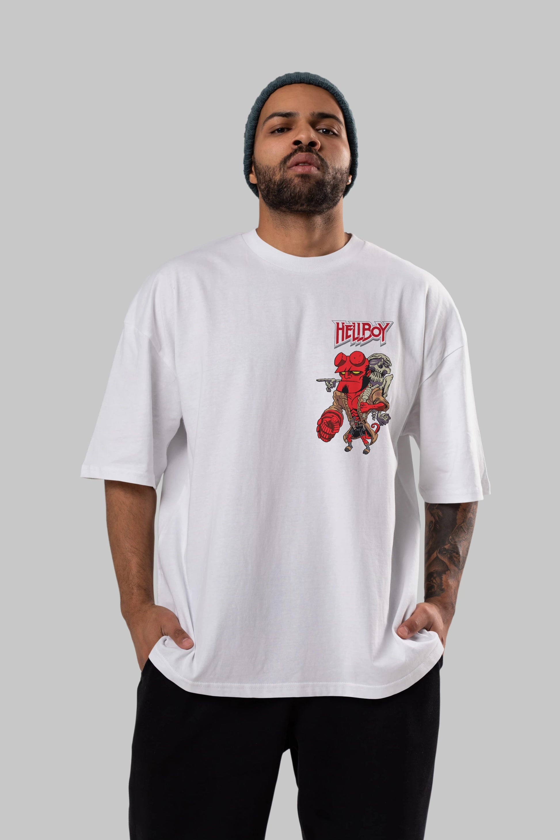 Hellboy (2) Ön Sol Baskılı Oversize t-shirt Erkek Kadın Unisex %100 Pamuk Bisiklet Yaka tişort