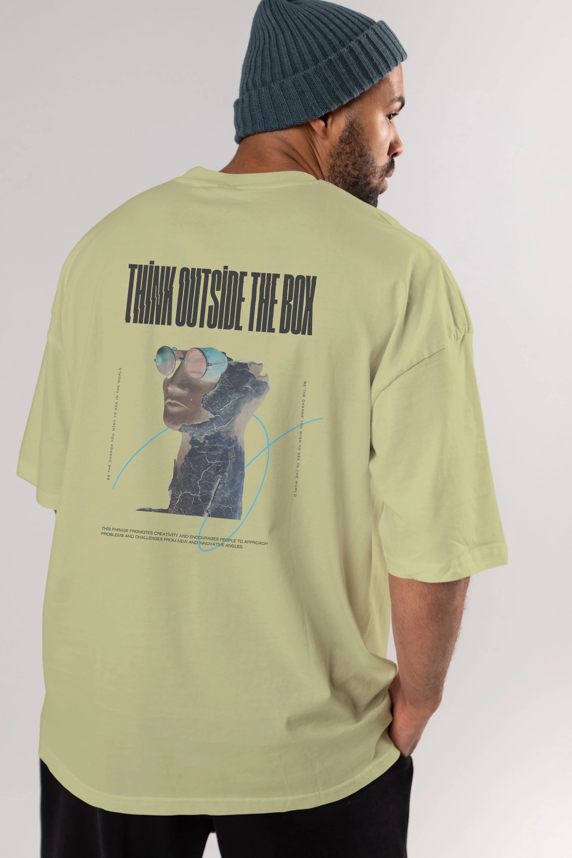 Think Outside The Box Arka Baskılı Oversize t-shirt Erkek Kadın Unisex