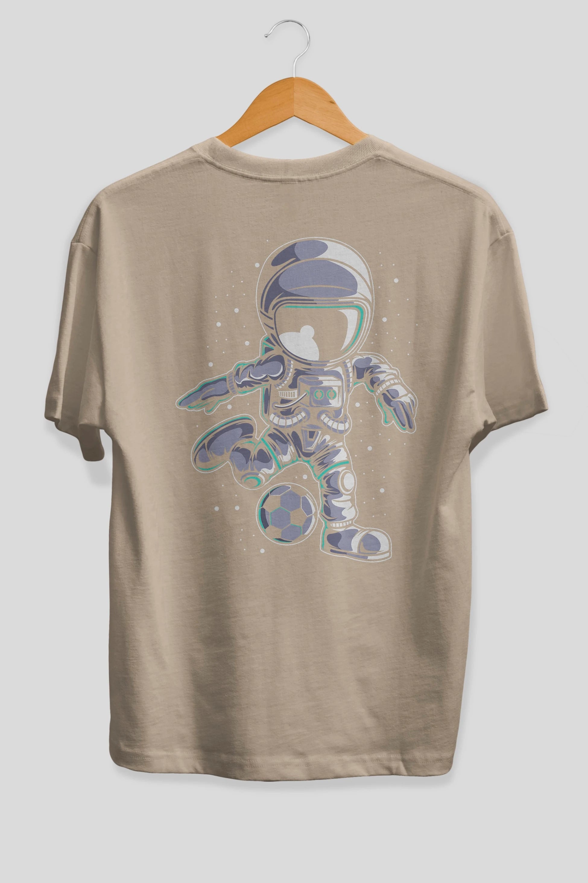 Astronaut Soccer (2) Arka Baskılı Oversize t-shirt Erkek Kadın Unisex