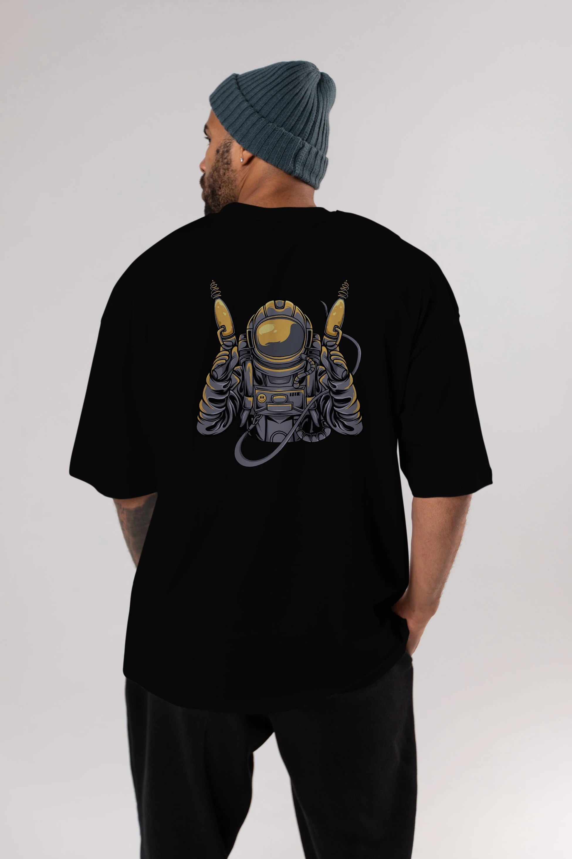 Alien Hunter Arka Baskılı Oversize t-shirt Erkek Kadın Unisex