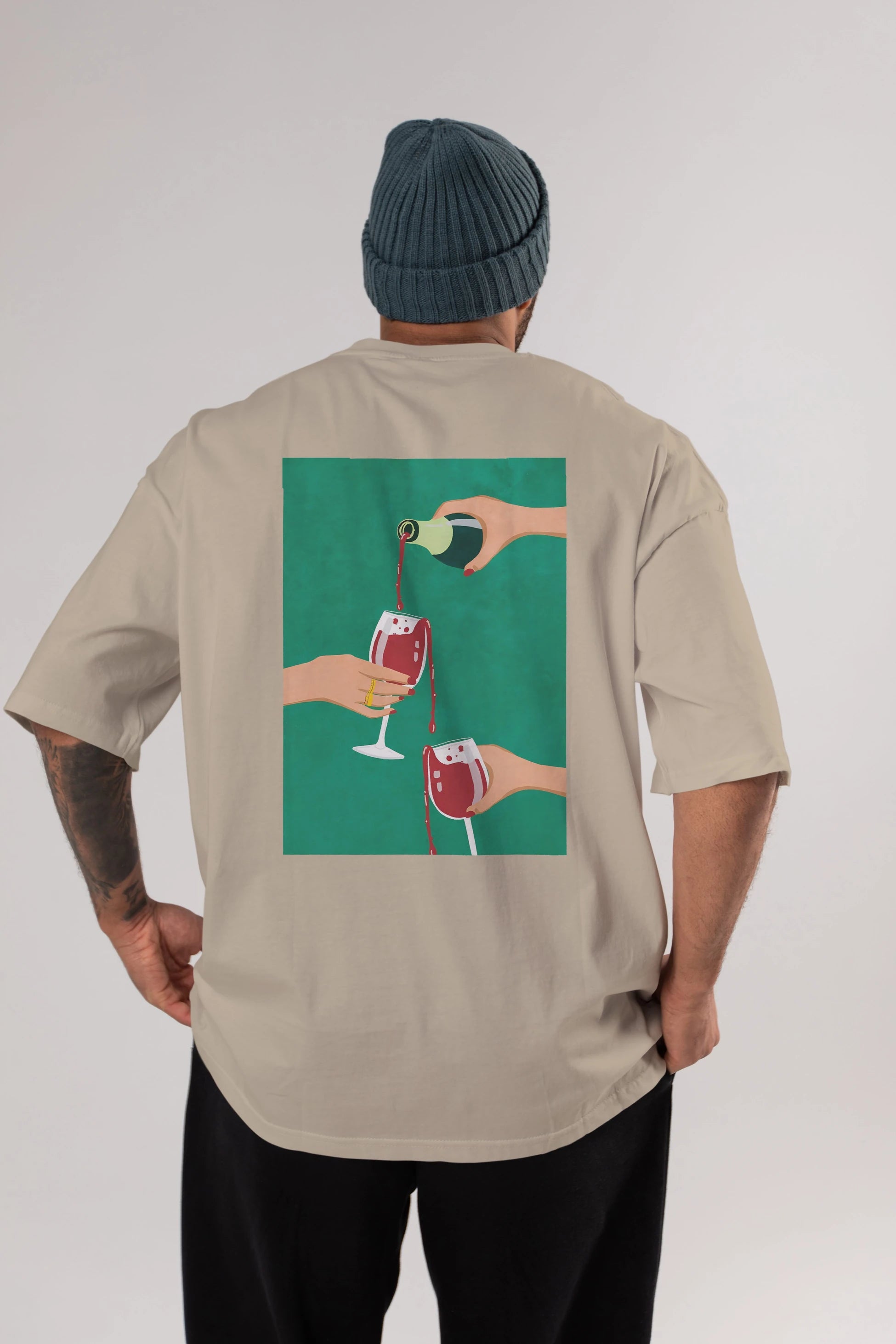 Wine 2 Arka Baskılı Oversize t-shirt Erkek Kadın Unisex %100 Pamuk Bisiklet Yaka tişort