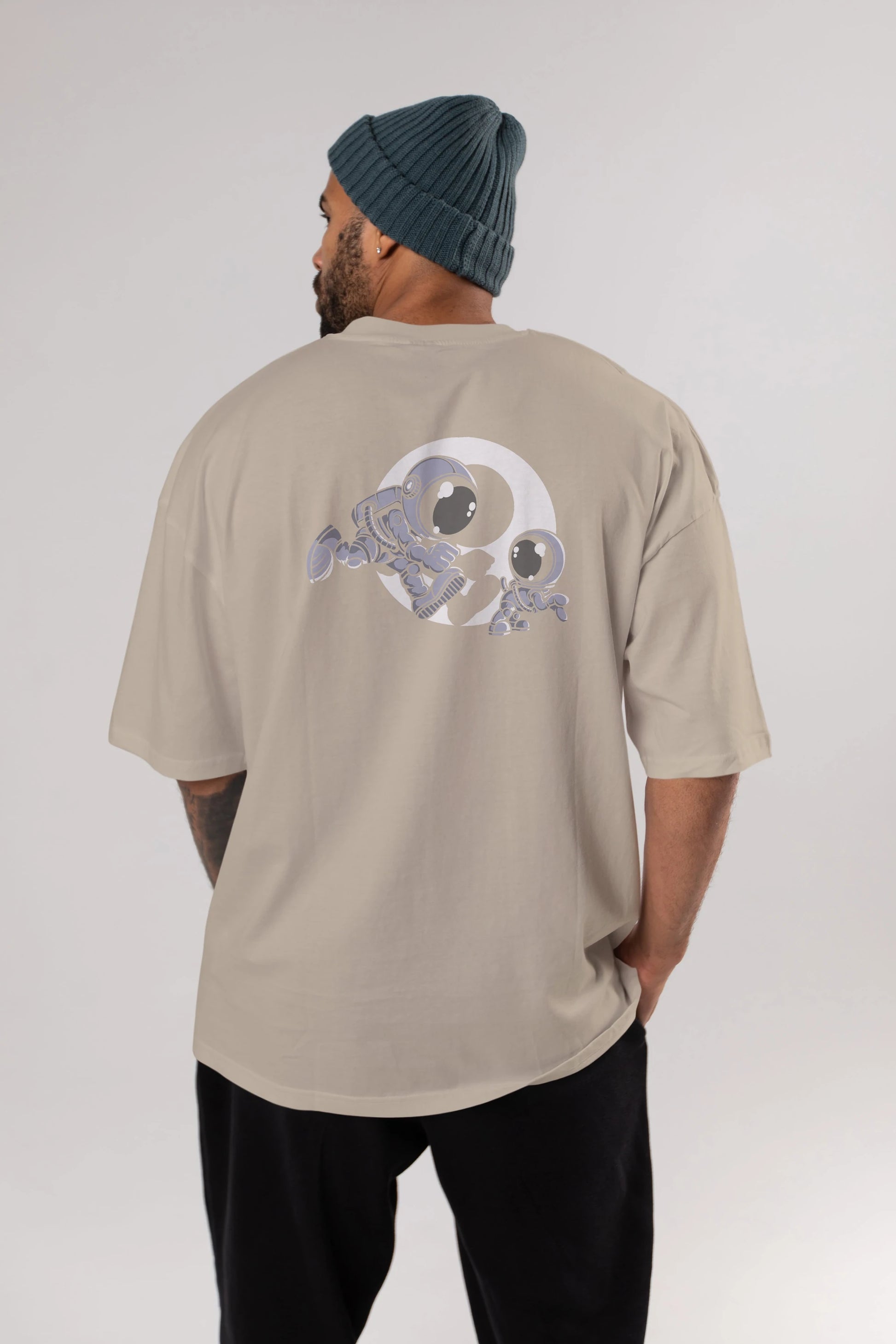 Astronaut And Little Dog Arka Baskılı Oversize t-shirt Erkek Kadın Unisex