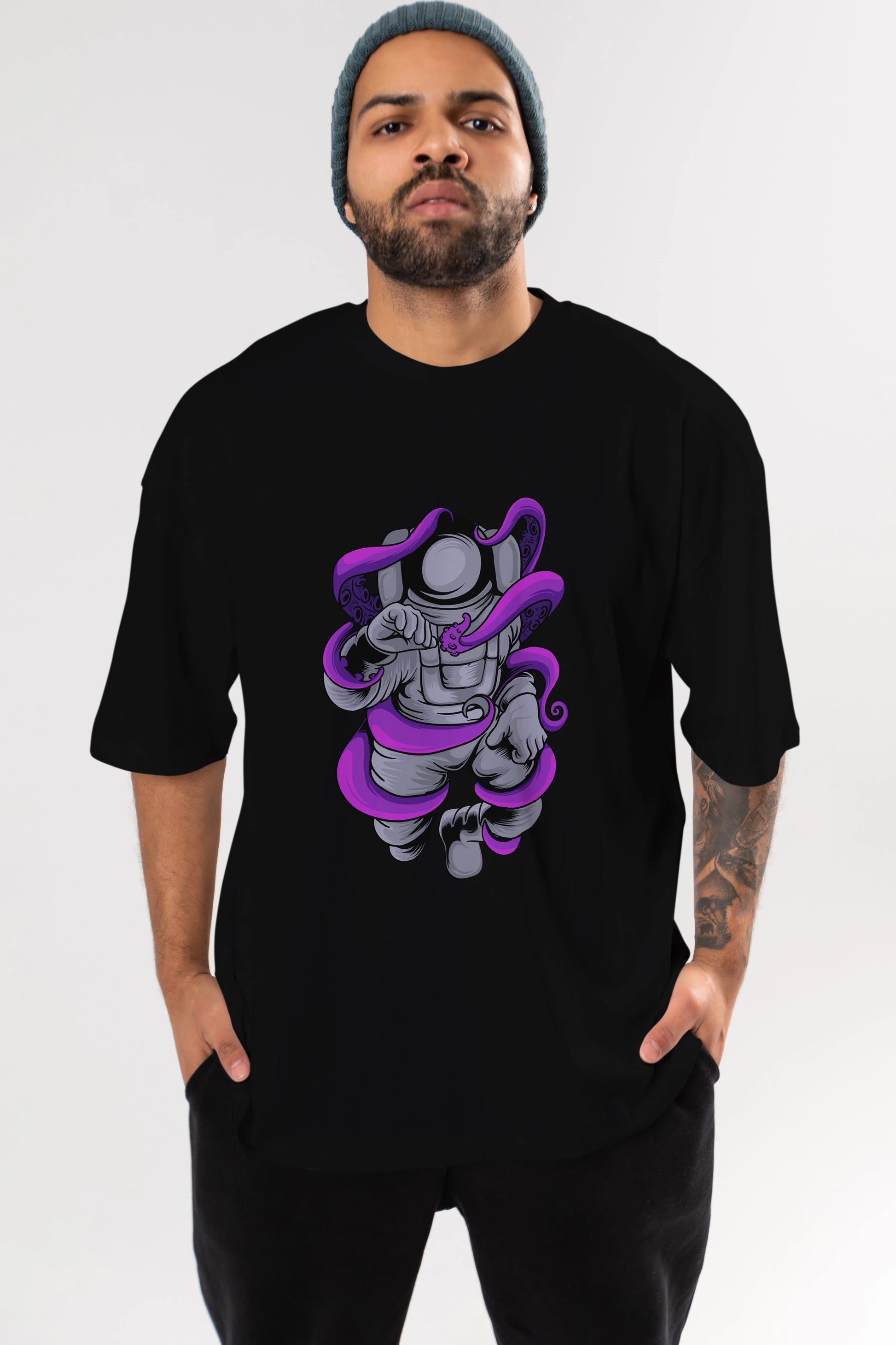 Astronaut fighting octopus Ön Baskılı Oversize t-shirt Erkek Kadın Unisex