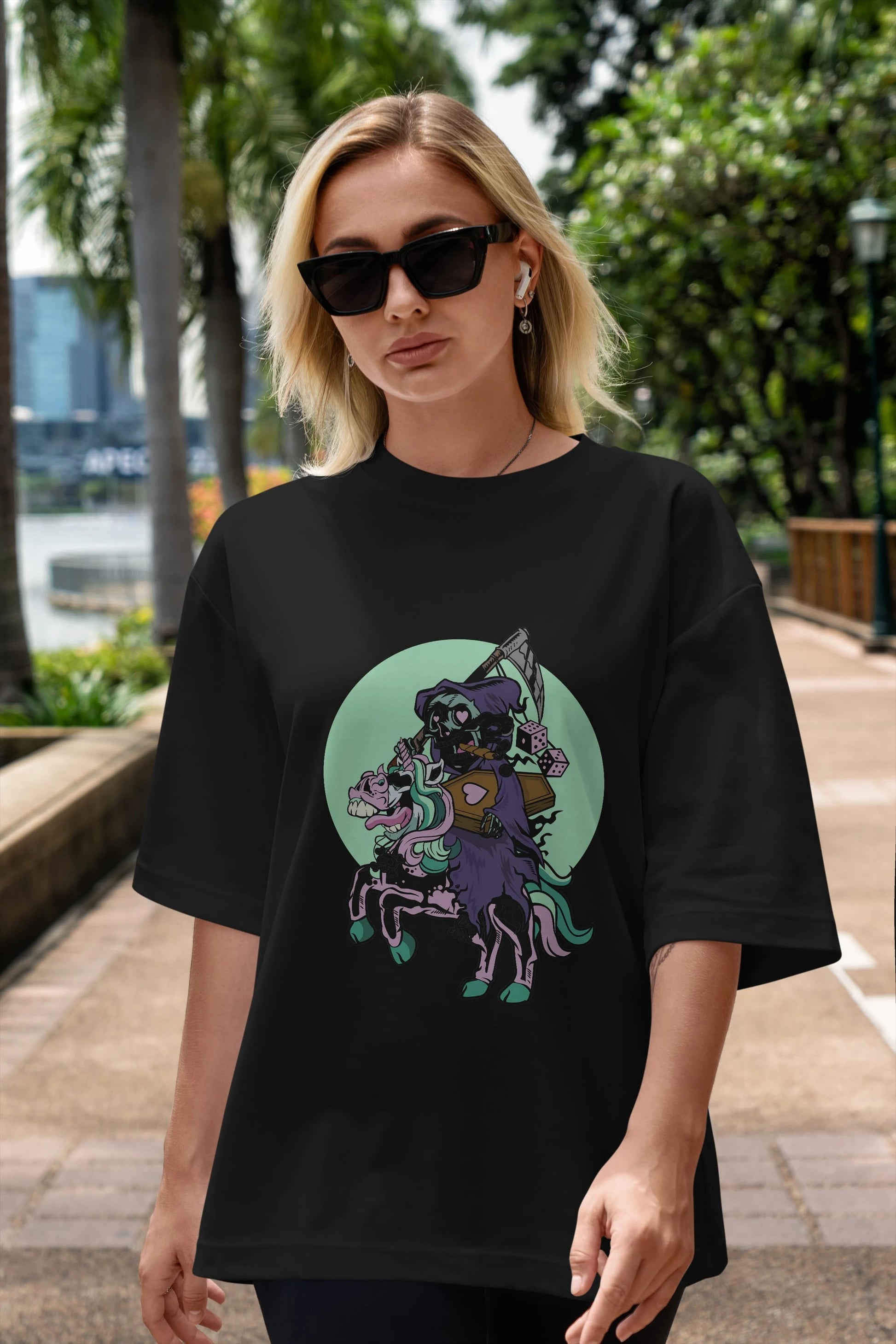Grim Reaper Riding Unicorn Ön Baskılı Oversize t-shirt Erkek Kadın Unisex %100 Pamuk tişort