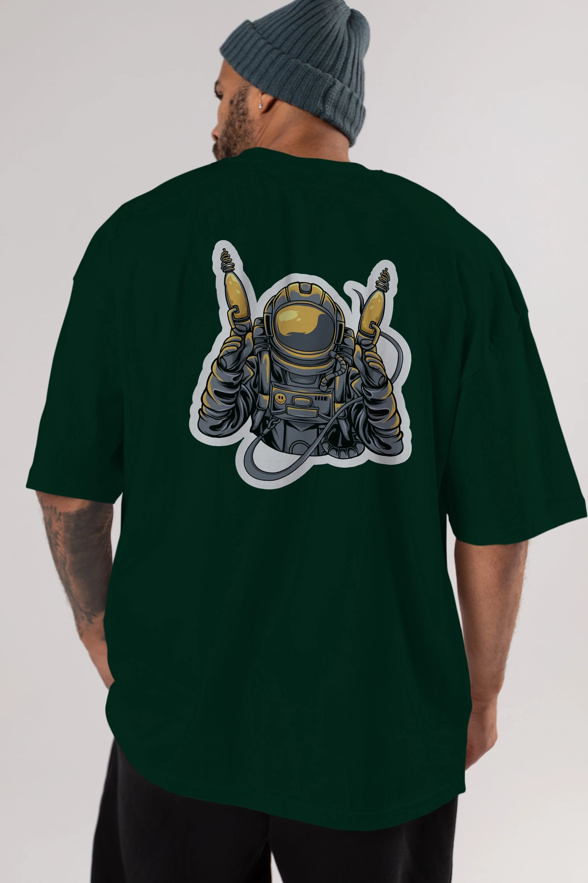 Alien Hunter Sticker Arka Baskılı Oversize t-shirt Erkek Kadın Unisex