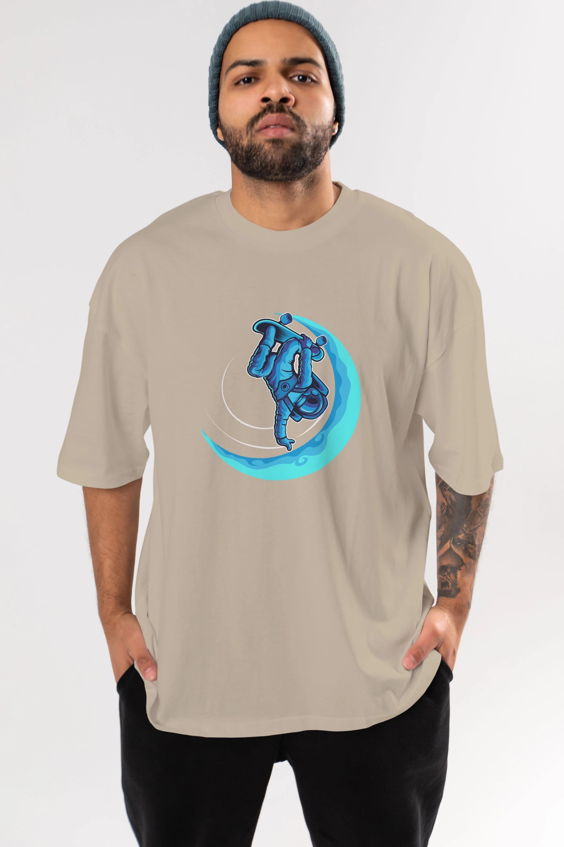 Skating on the moon Ön Baskılı Oversize t-shirt Erkek Kadın Unisex