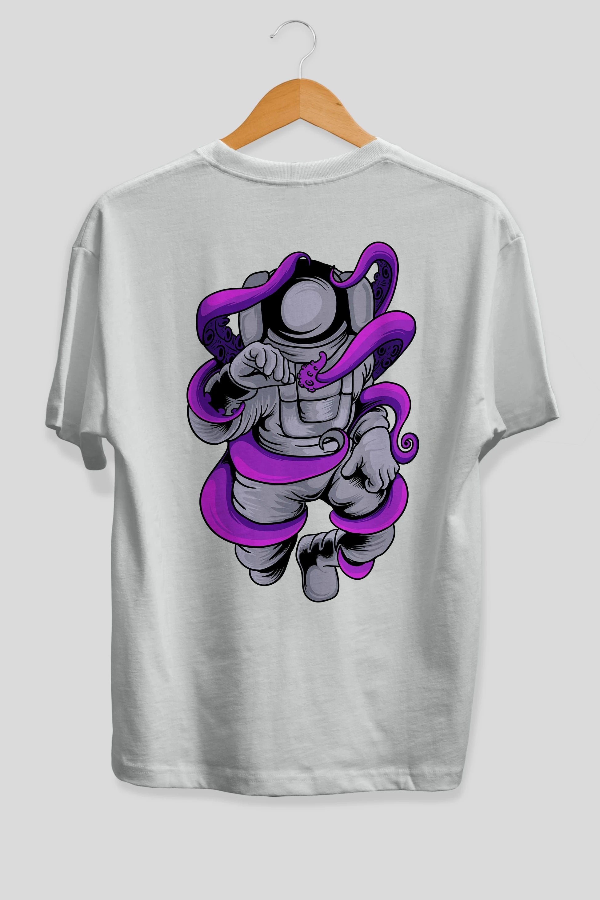 Astronaut fighting octopus Arka Baskılı Oversize t-shirt Erkek Kadın Unisex