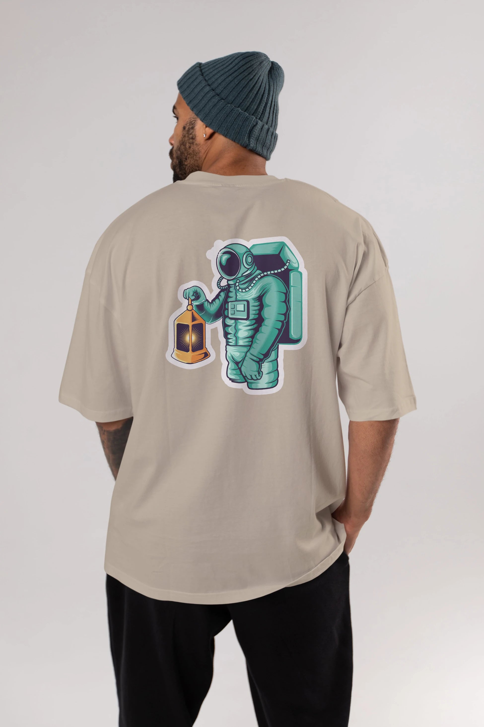 Astronaut Lantern Sticker Arka Baskılı Oversize t-shirt Erkek Kadın Unisex
