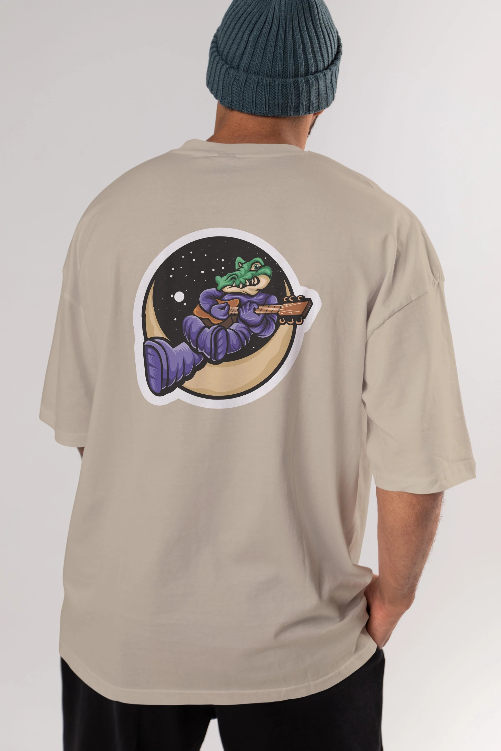 Space Crocodile Sticker Arka Baskılı Oversize t-shirt Erkek Kadın Unisex
