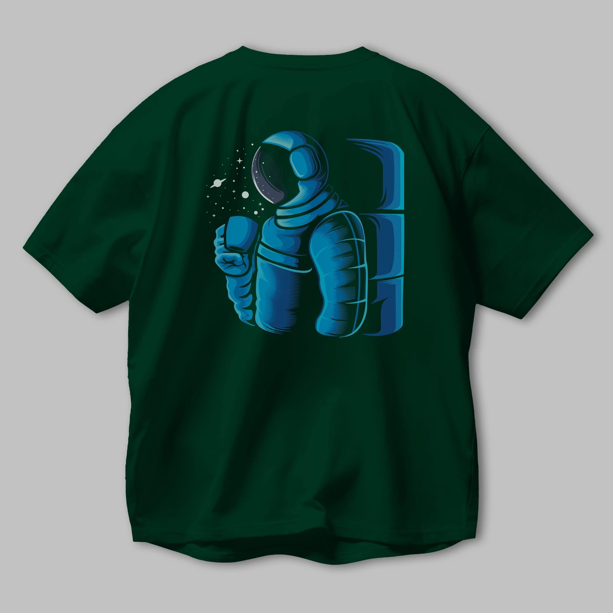 Drinking coffee in space Arka Baskılı Oversize t-shirt Erkek Kadın Unisex