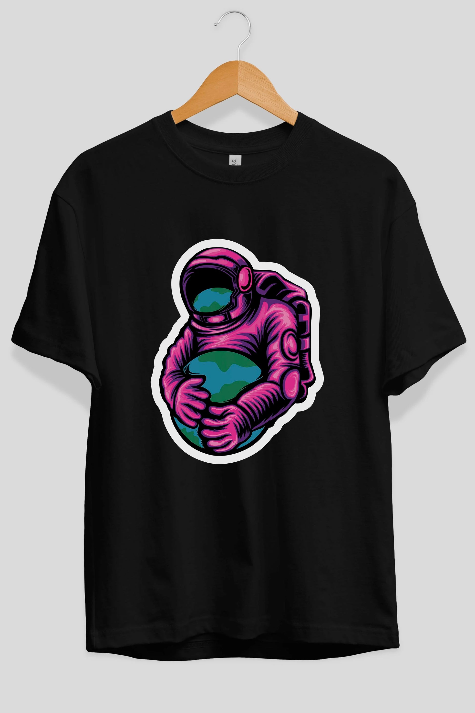 Astronaut Holding Up The Earth Sticker Ön Baskılı Oversize t-shirt Erkek Kadın Unisex