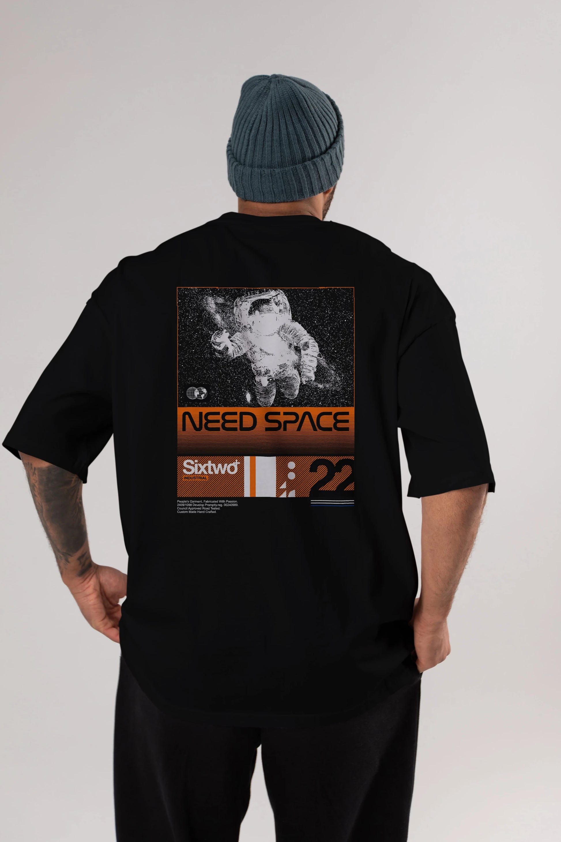 Need Space Arka Baskılı Oversize t-shirt Erkek Kadın Unisex