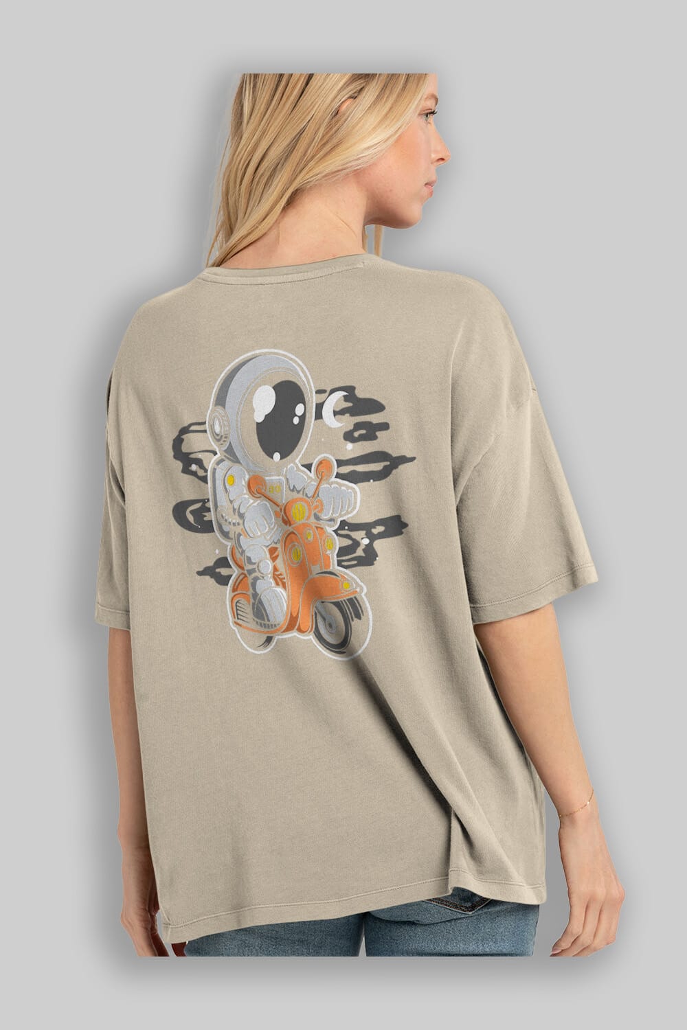 Astronaut Scooter Arka Baskılı Oversize t-shirt Erkek Kadın Unisex