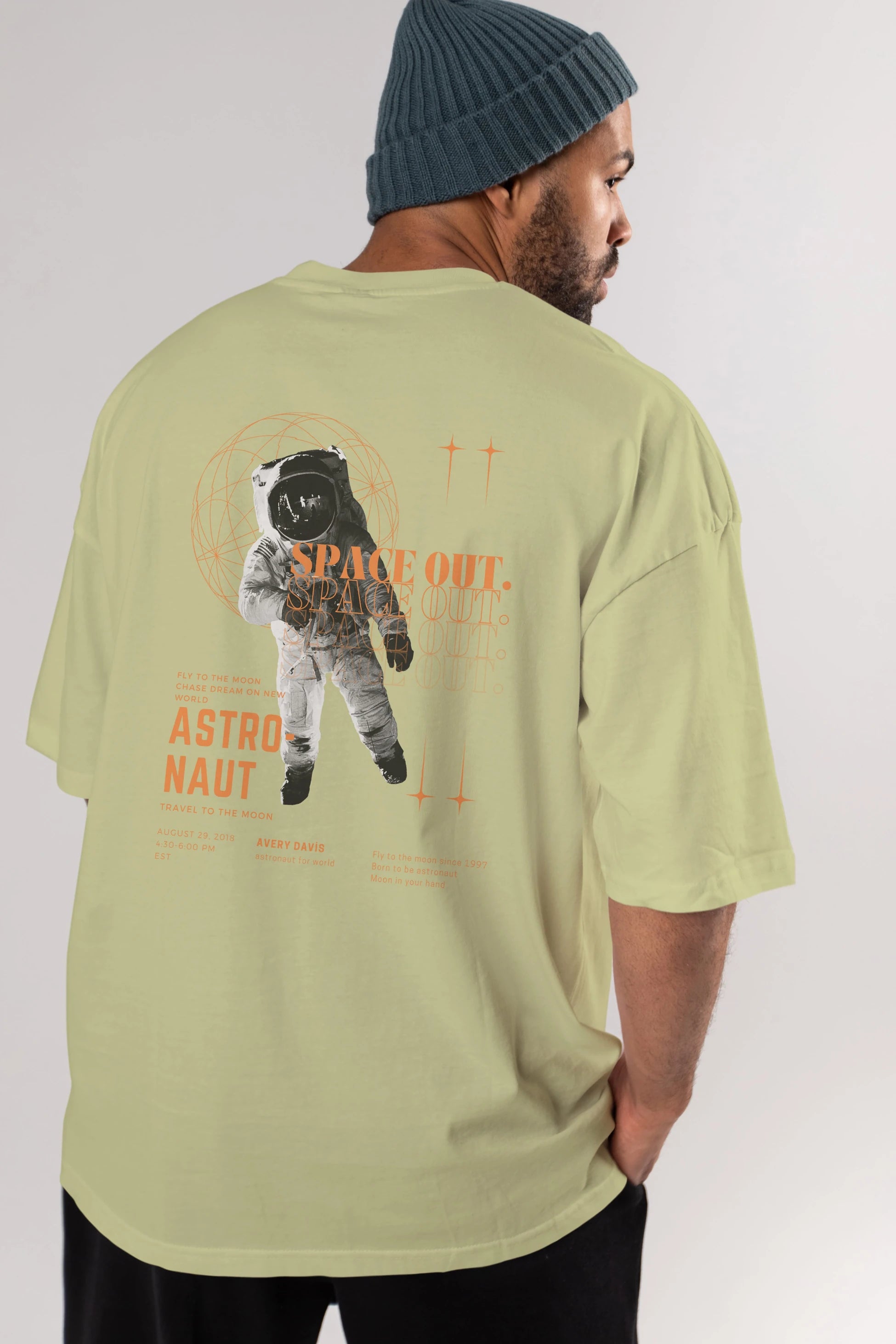 Astronaut Space Out Yazılı Arka Baskılı Oversize t-shirt Erkek Kadın Unisex