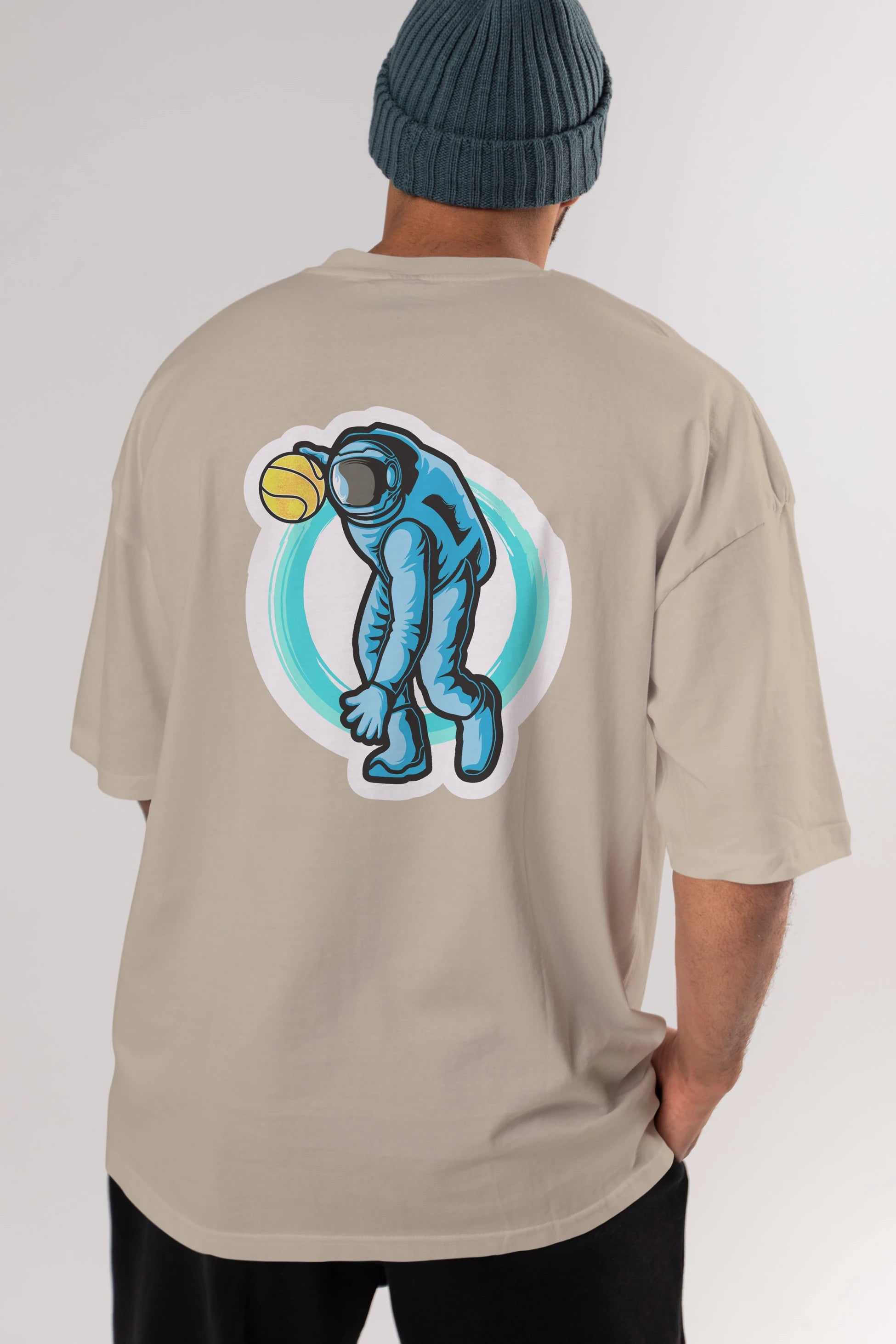 Astronaut Dribble Sticker Arka Baskılı Oversize t-shirt Erkek Kadın Unisex