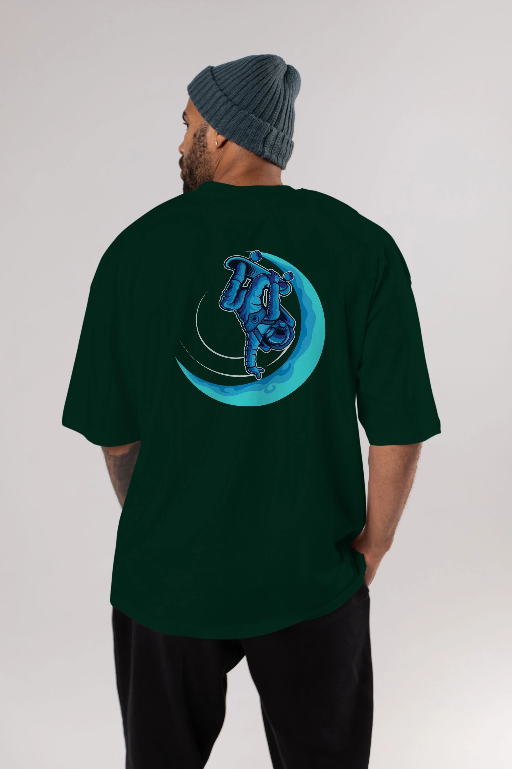 Skating on the moon Arka Baskılı Oversize t-shirt Erkek Kadın Unisex