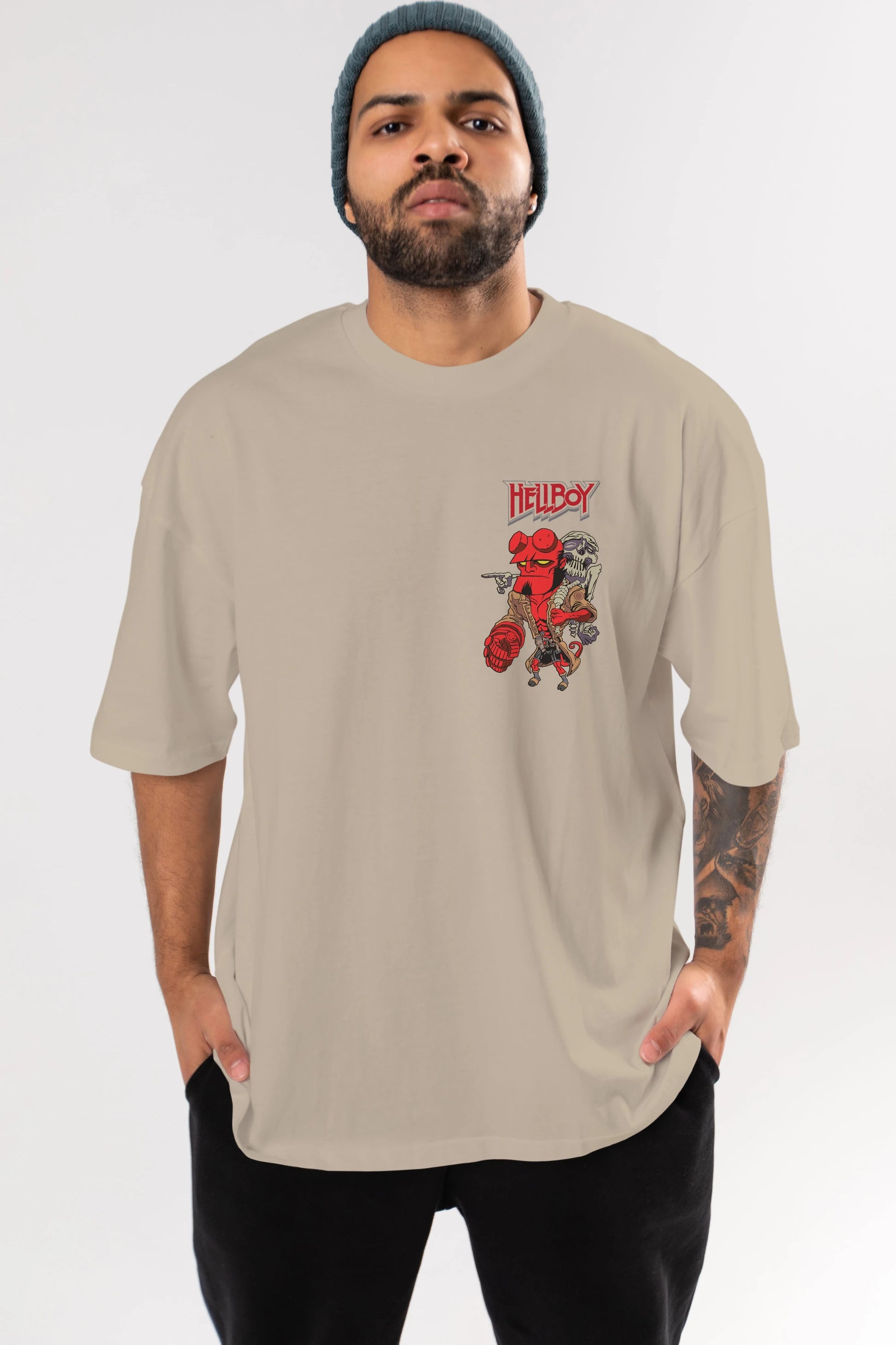 Hellboy (2) Ön Sol Baskılı Oversize t-shirt Erkek Kadın Unisex %100 Pamuk Bisiklet Yaka tişort