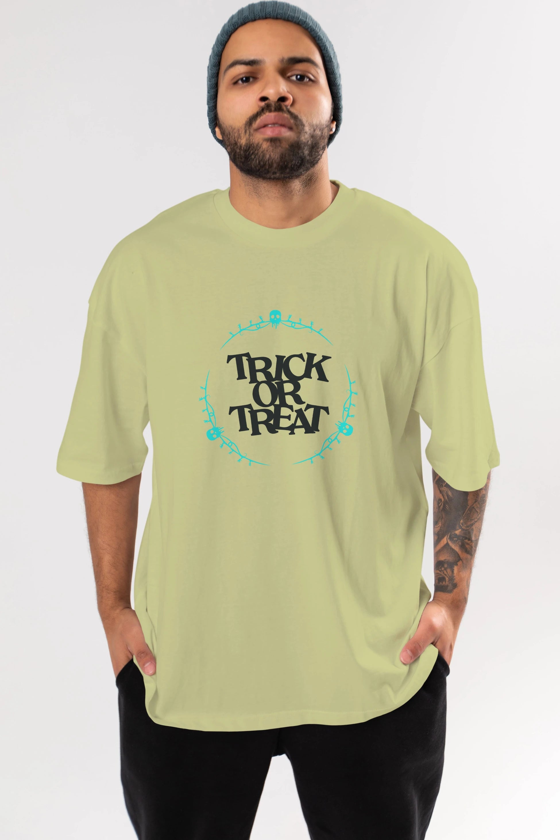 Trick or Treat Yazılı Ön Baskılı Oversize t-shirt Erkek Kadın Unisex