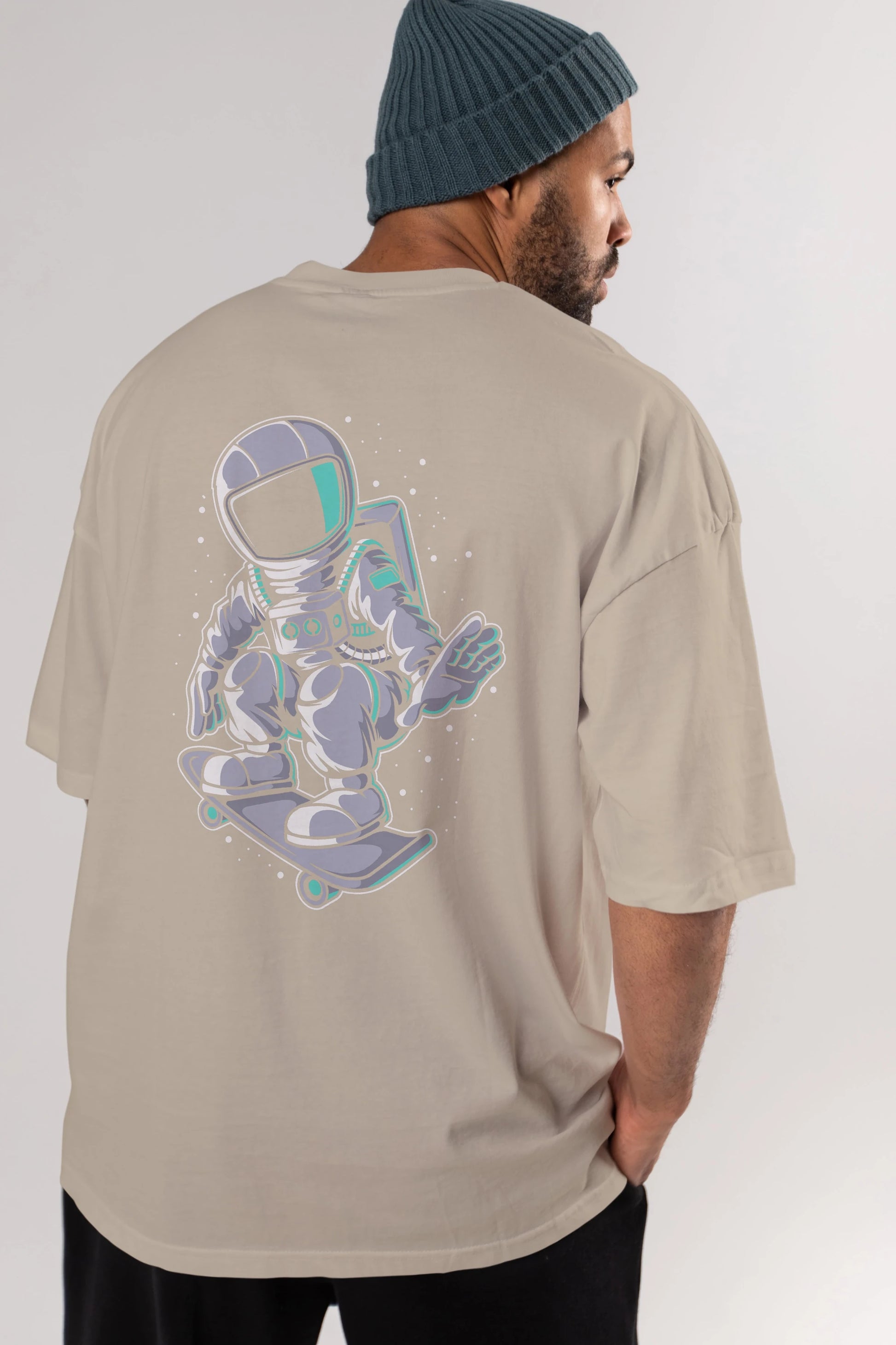 Astronaut Skater Arka Baskılı Oversize t-shirt Erkek Kadın Unisex