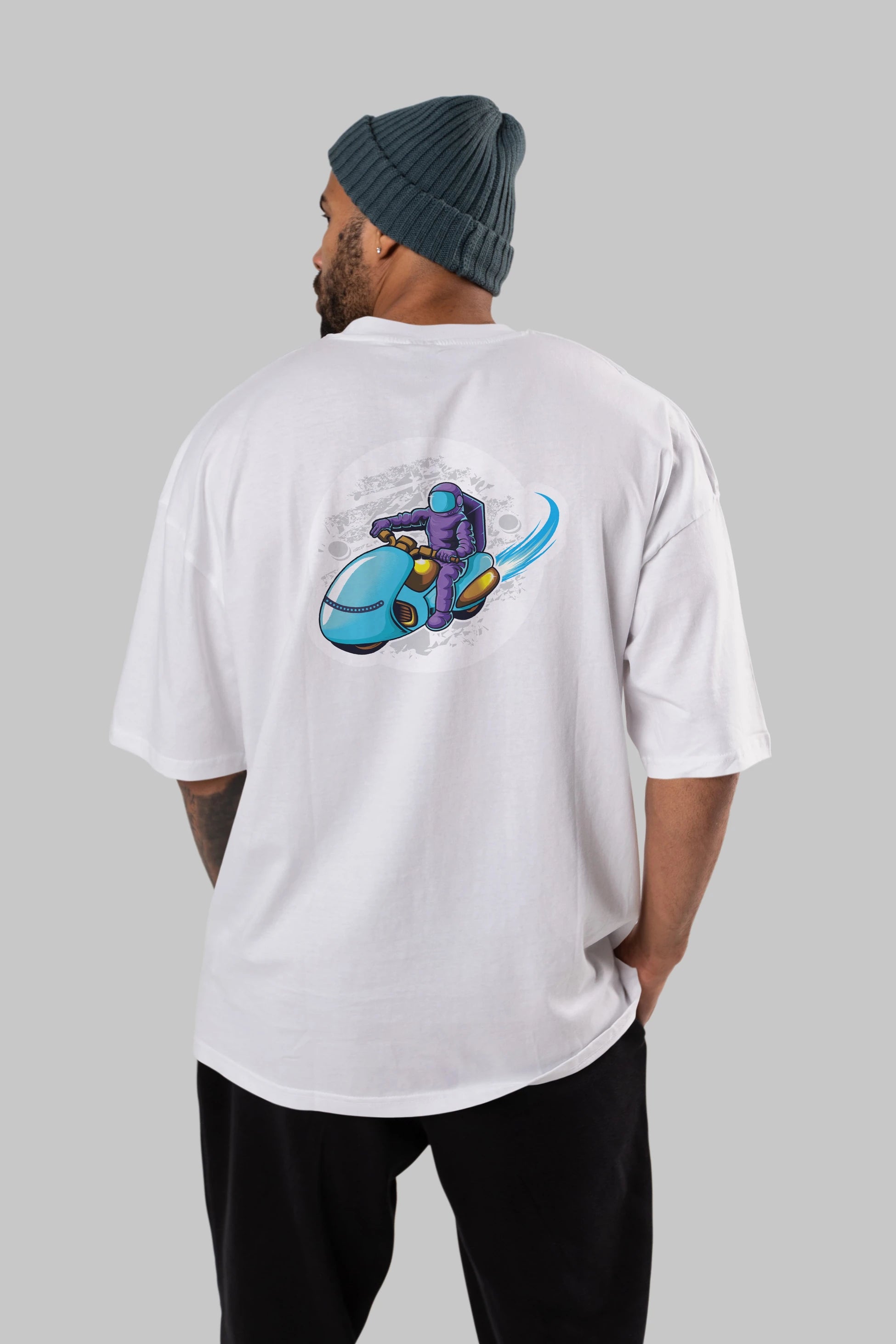 Astrorider in Space Sticker Arka Baskılı Oversize t-shirt Erkek Kadın Unisex