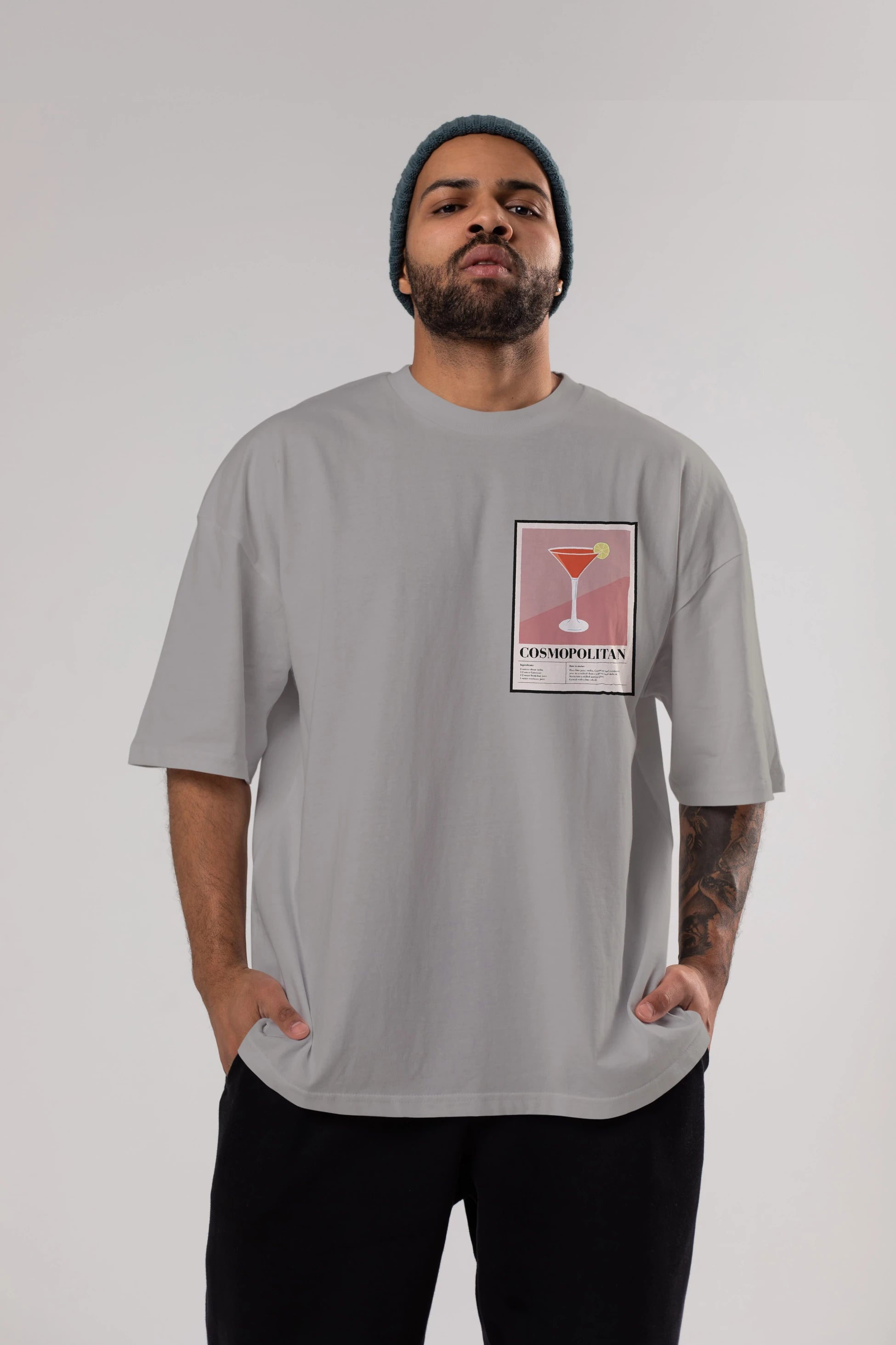 Cosmopolitan 3 Ön Sol Baskılı Oversize t-shirt Erkek Kadın Unisex %100 Pamuk Bisiklet Yaka tişort