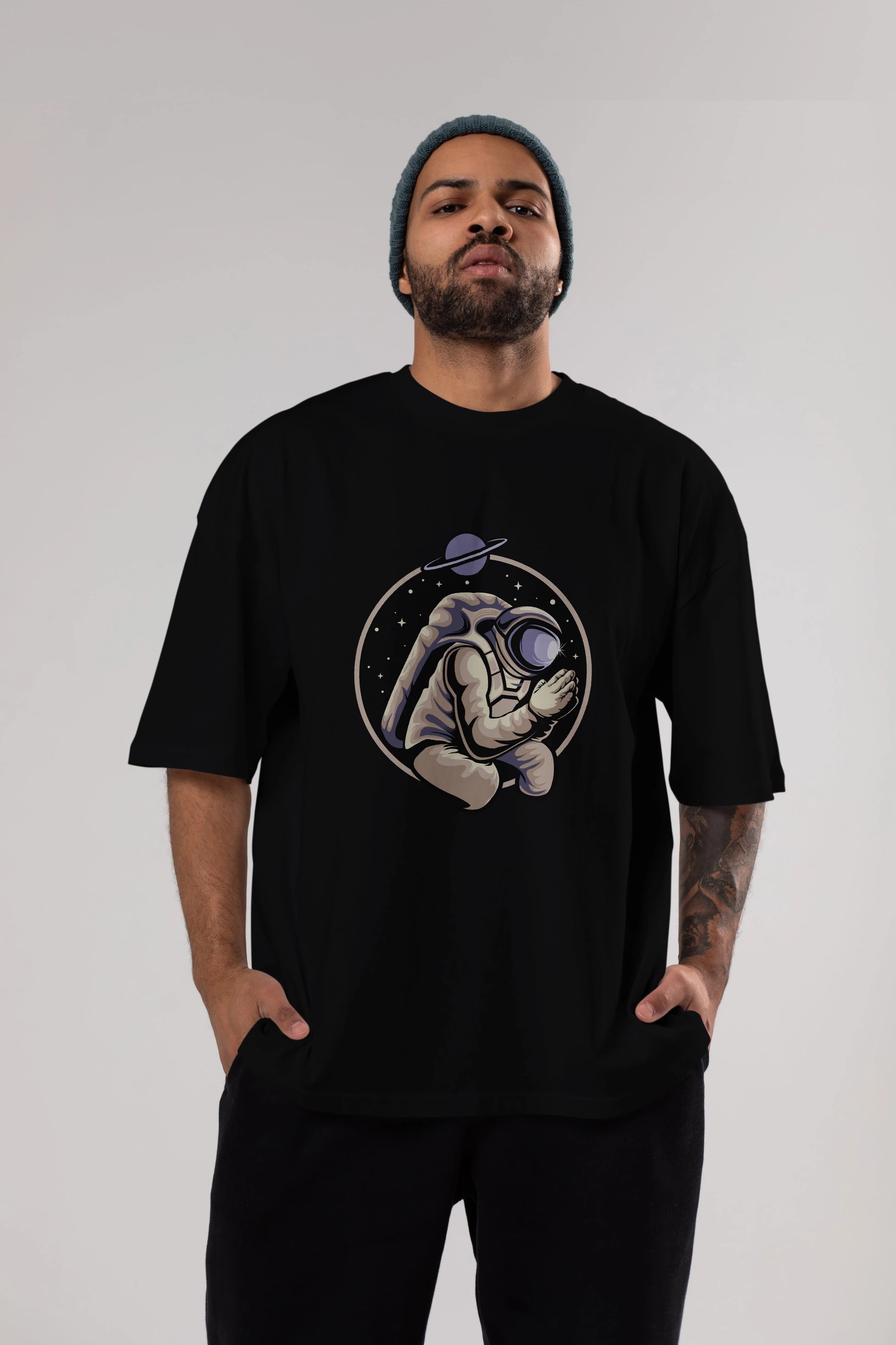 Astronaut Praying Ön Baskılı Oversize t-shirt Erkek Kadın Unisex
