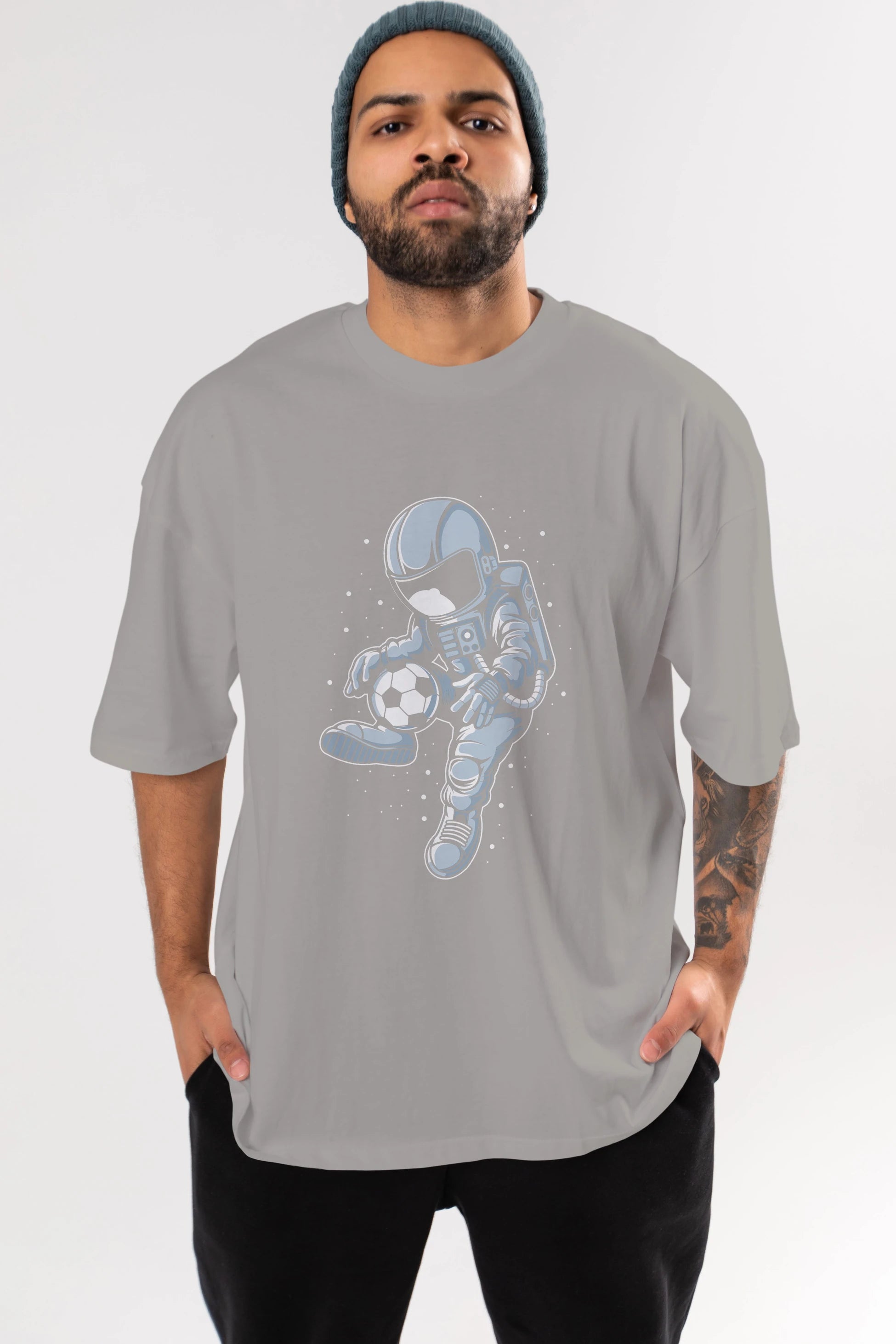 Astronaut Soccer Player Ön Baskılı Oversize t-shirt Erkek Kadın Unisex