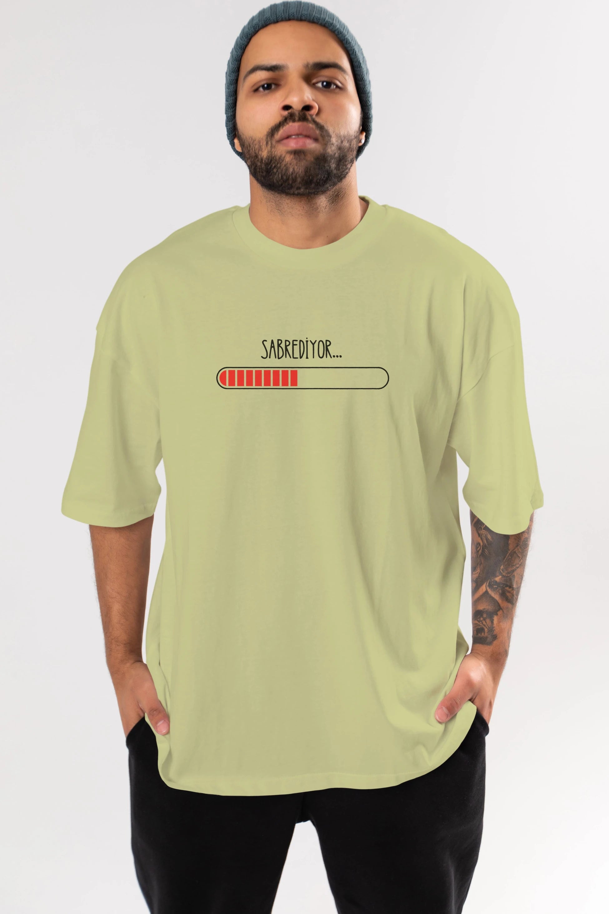 Sabrediyor Yazılı Ön Baskılı Oversize t-shirt Erkek Kadın Unisex
