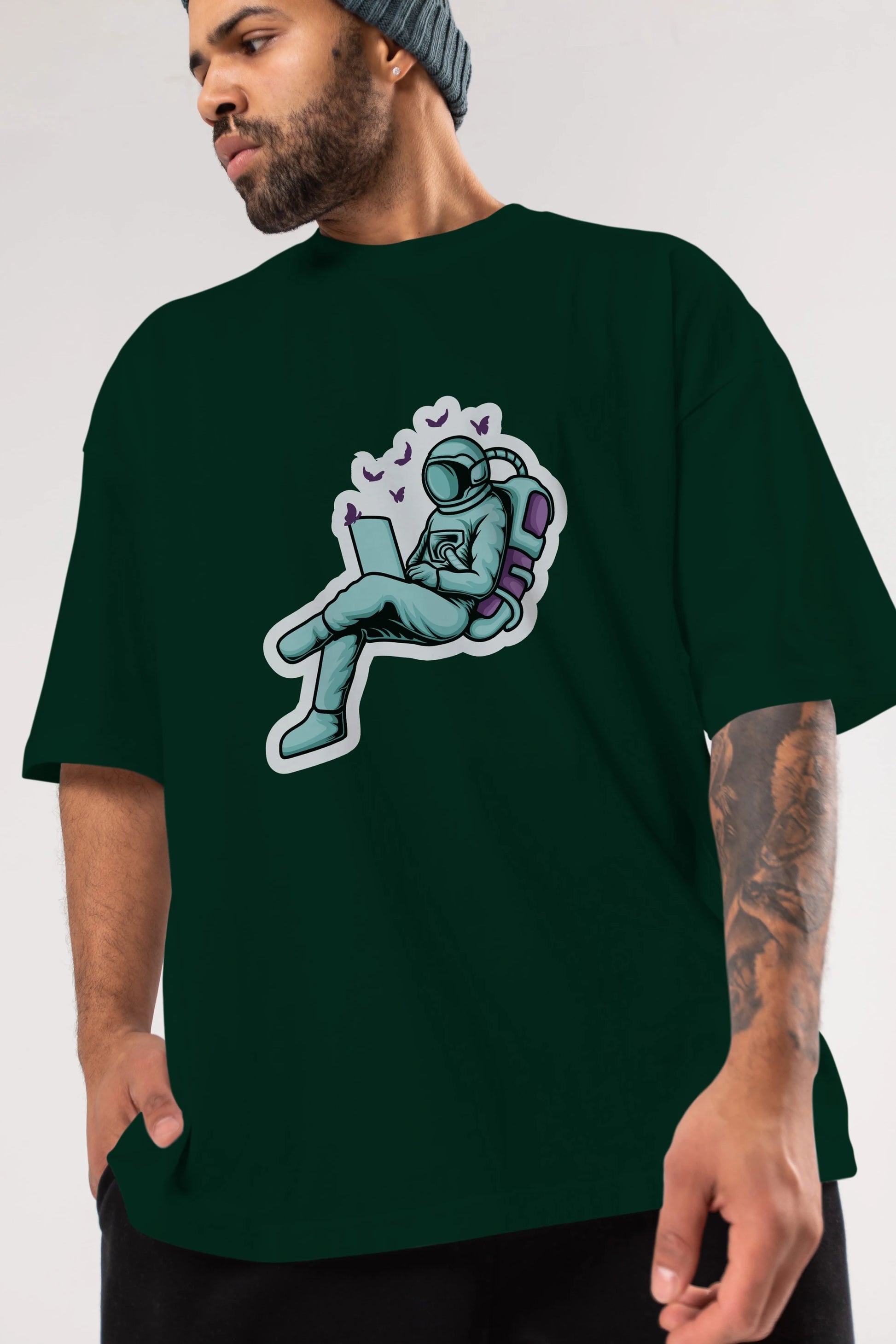 Work with Butterflies in Space Sticker Ön Baskılı Oversize t-shirt Erkek Kadın Unisex