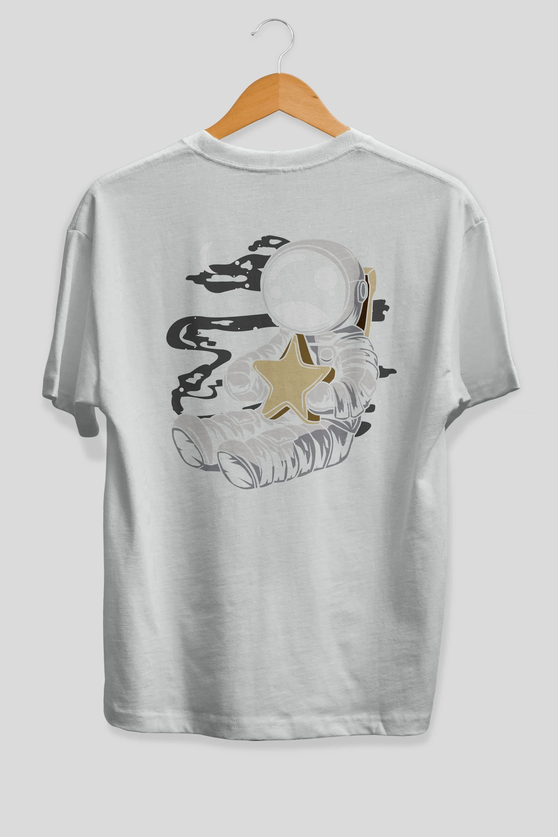 Astronaut Holding The Star Arka Baskılı Oversize t-shirt Erkek Kadın Unisex