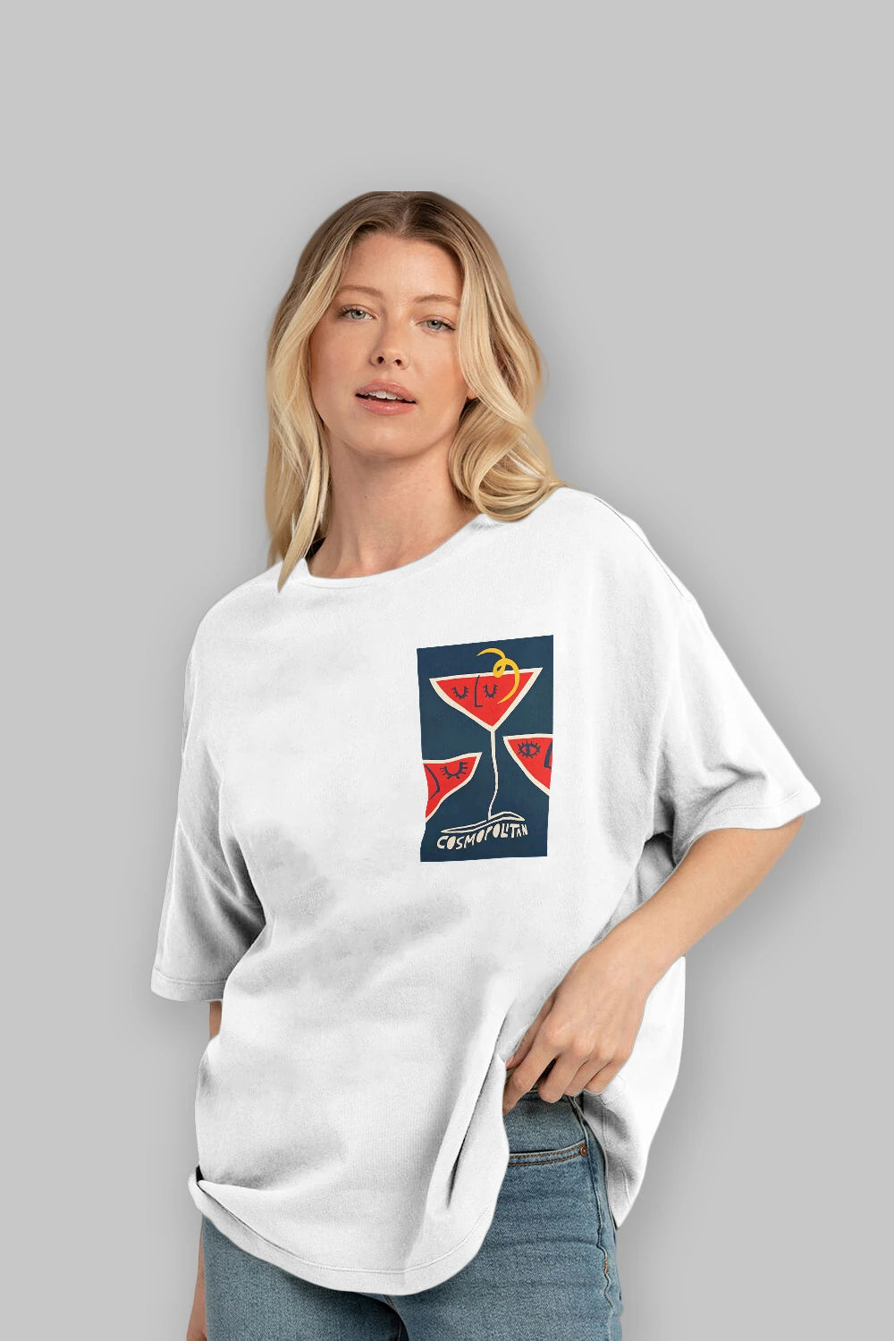 Cosmopolitan 4 Ön Sol Baskılı Oversize t-shirt Erkek Kadın Unisex %100 Pamuk Bisiklet Yaka tişort