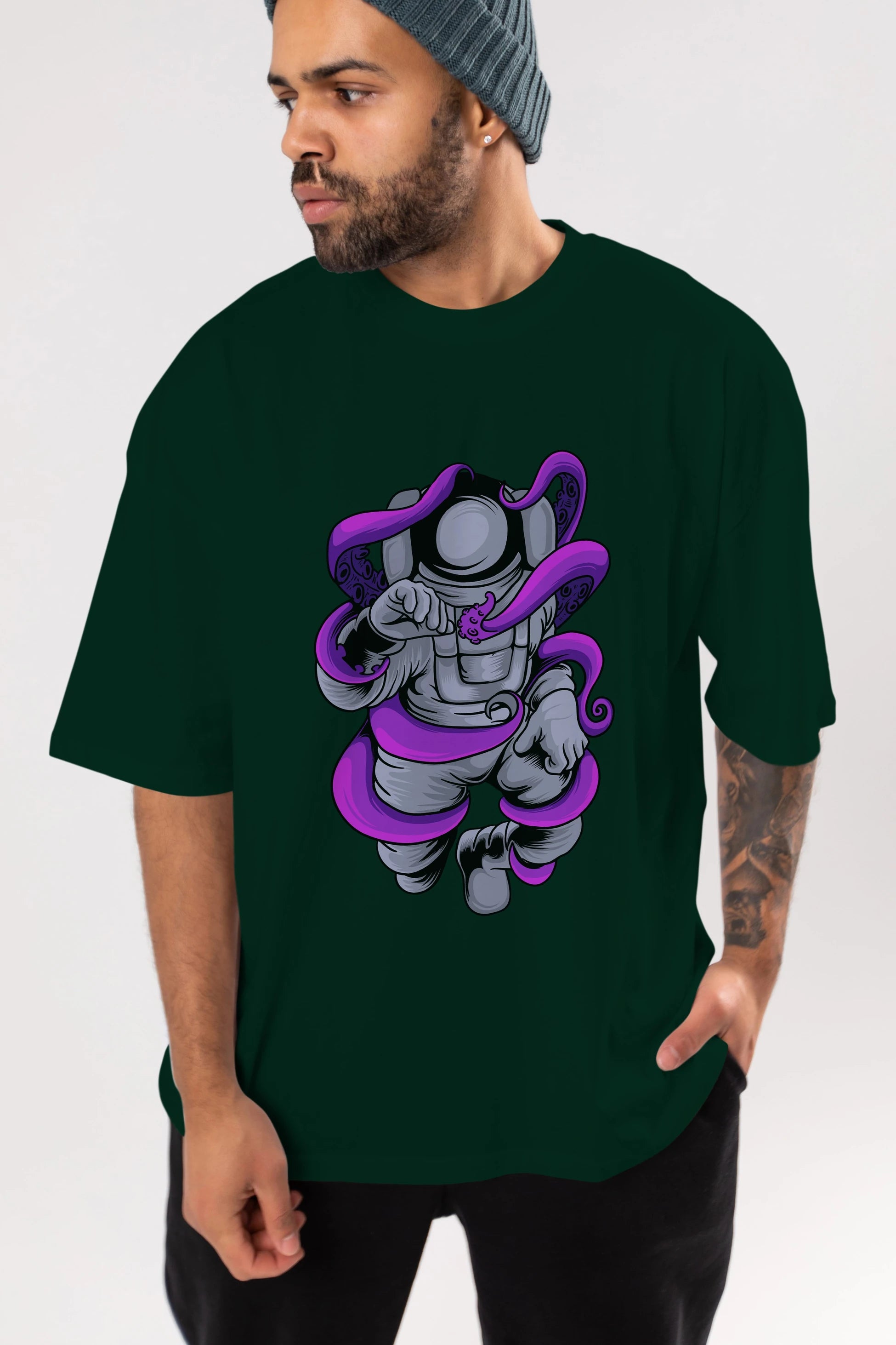 Astronaut fighting octopus Ön Baskılı Oversize t-shirt Erkek Kadın Unisex